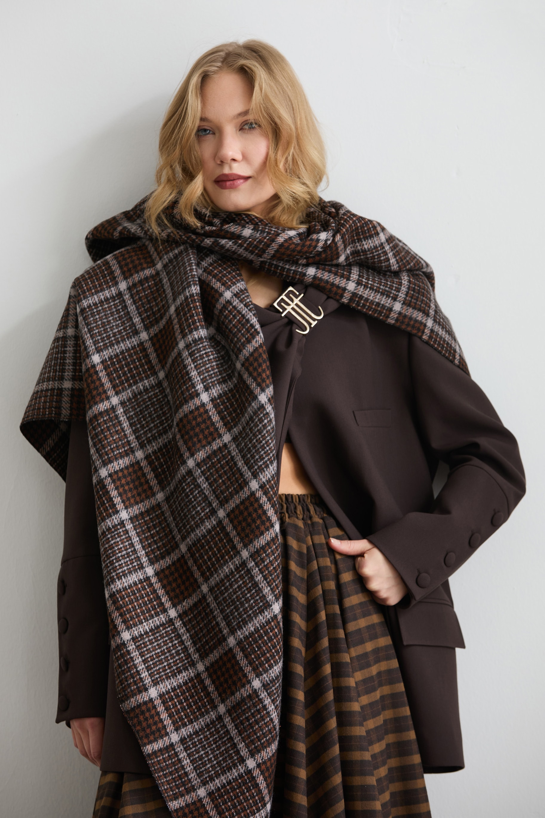 CHECKMATE KARELİ YÜN ŞAL