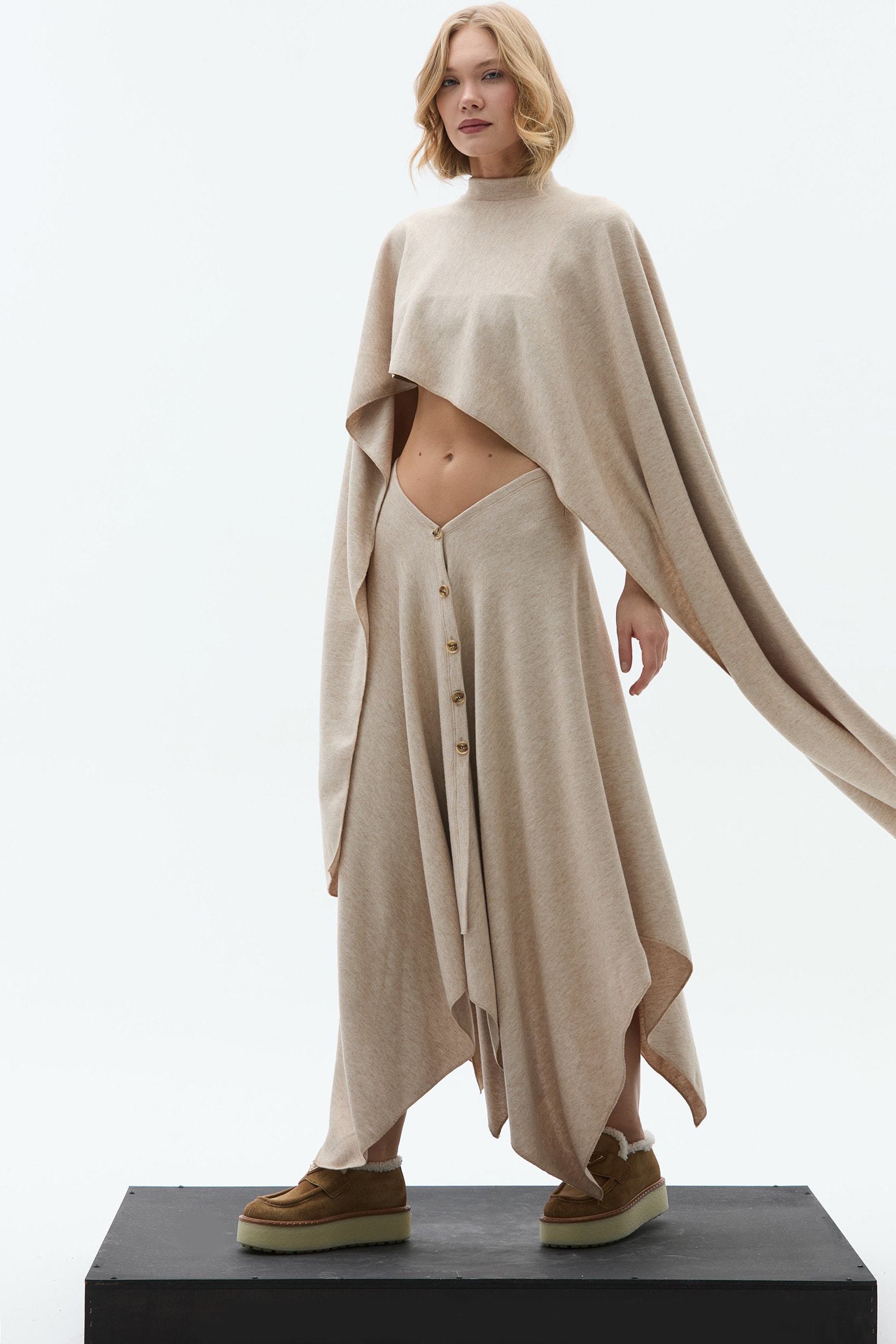 AURA ASİMETRİK KREMRENGİ ETEK