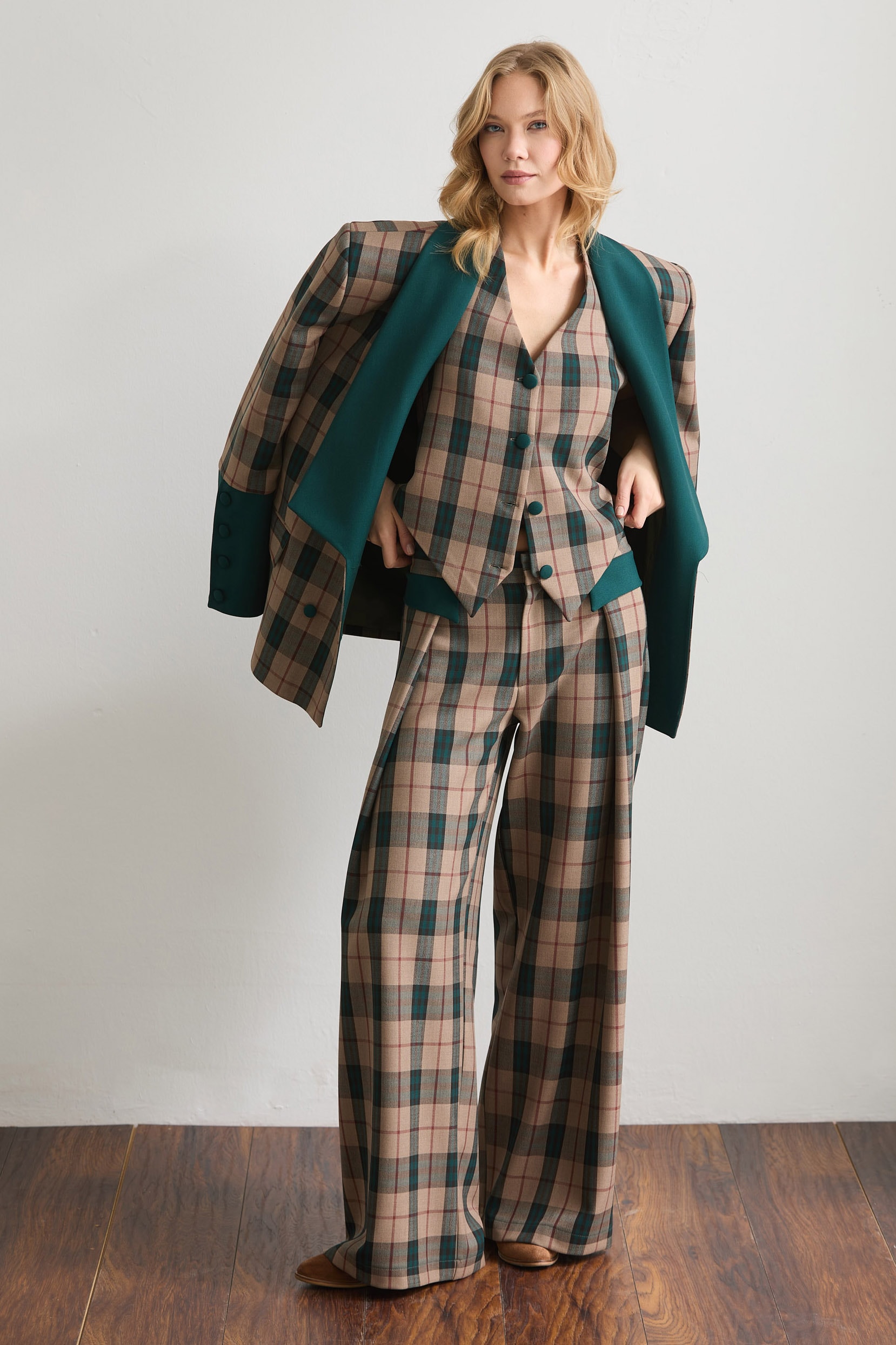 APS DÜŞÜK BEL KARELİ PANTOLON