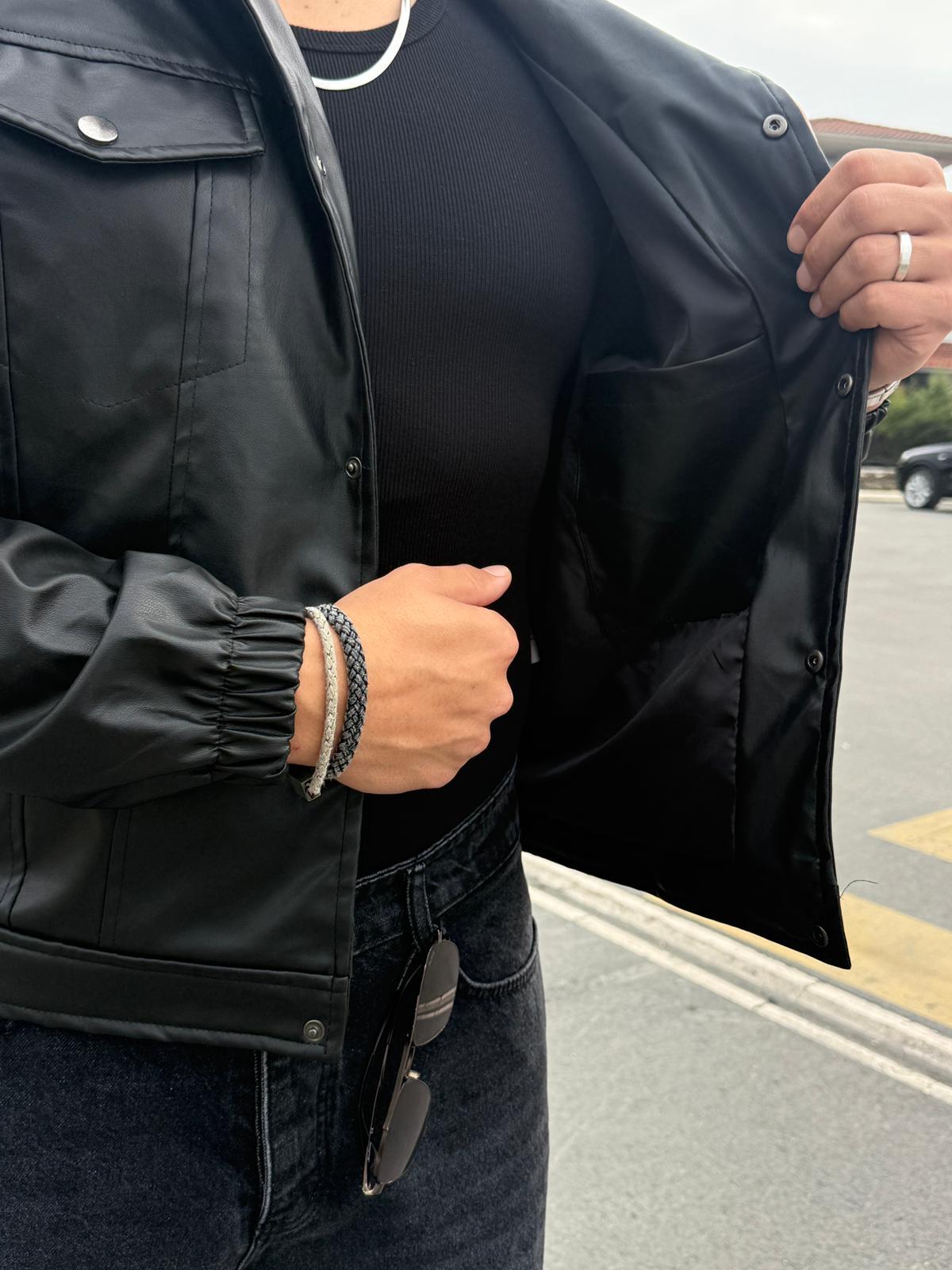 Üst Cep Kapaklı Deri Ceket  - Siyah