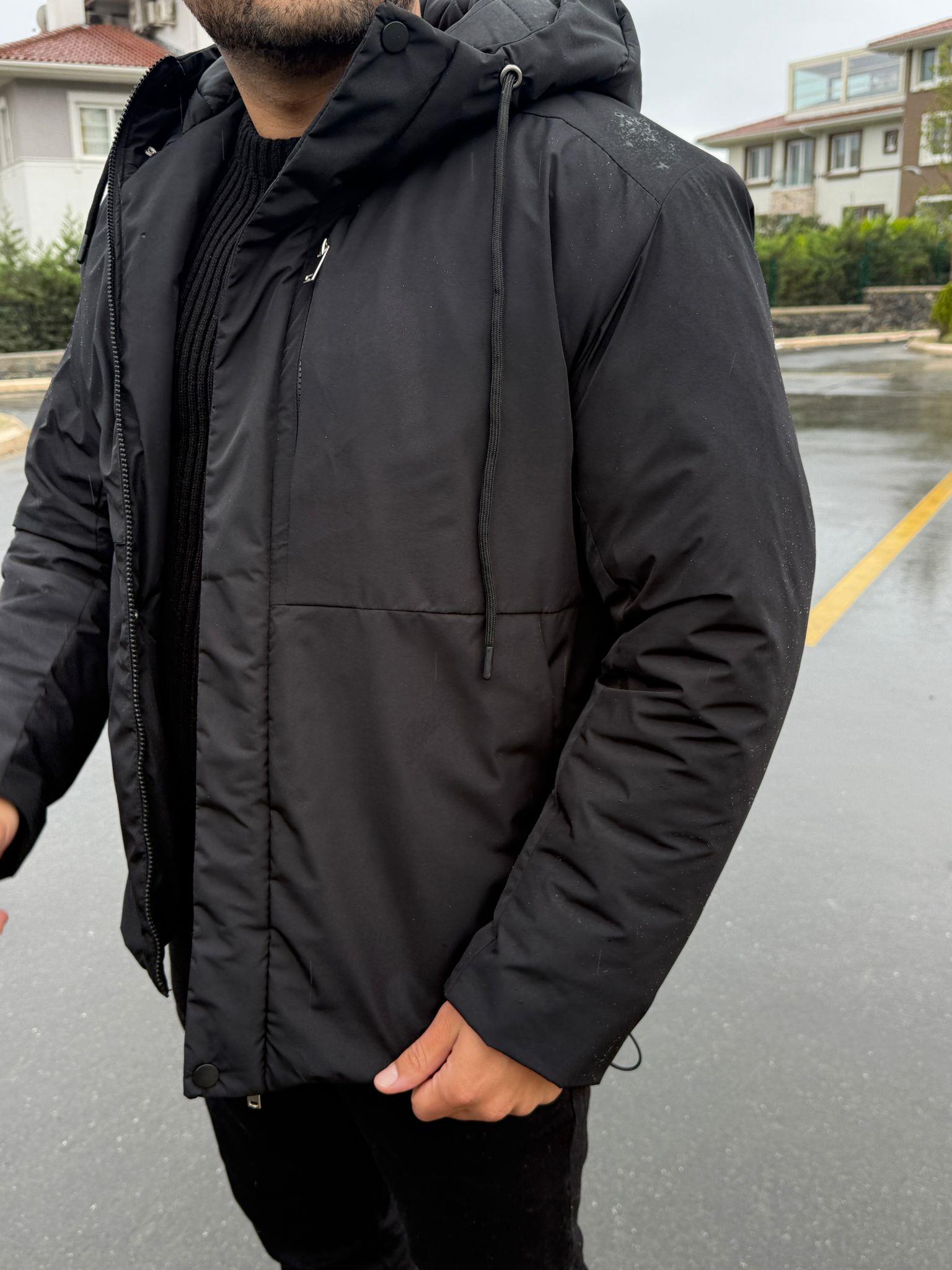 Klasik Kapüşonlu Su Geçirmez Mont  - Siyah