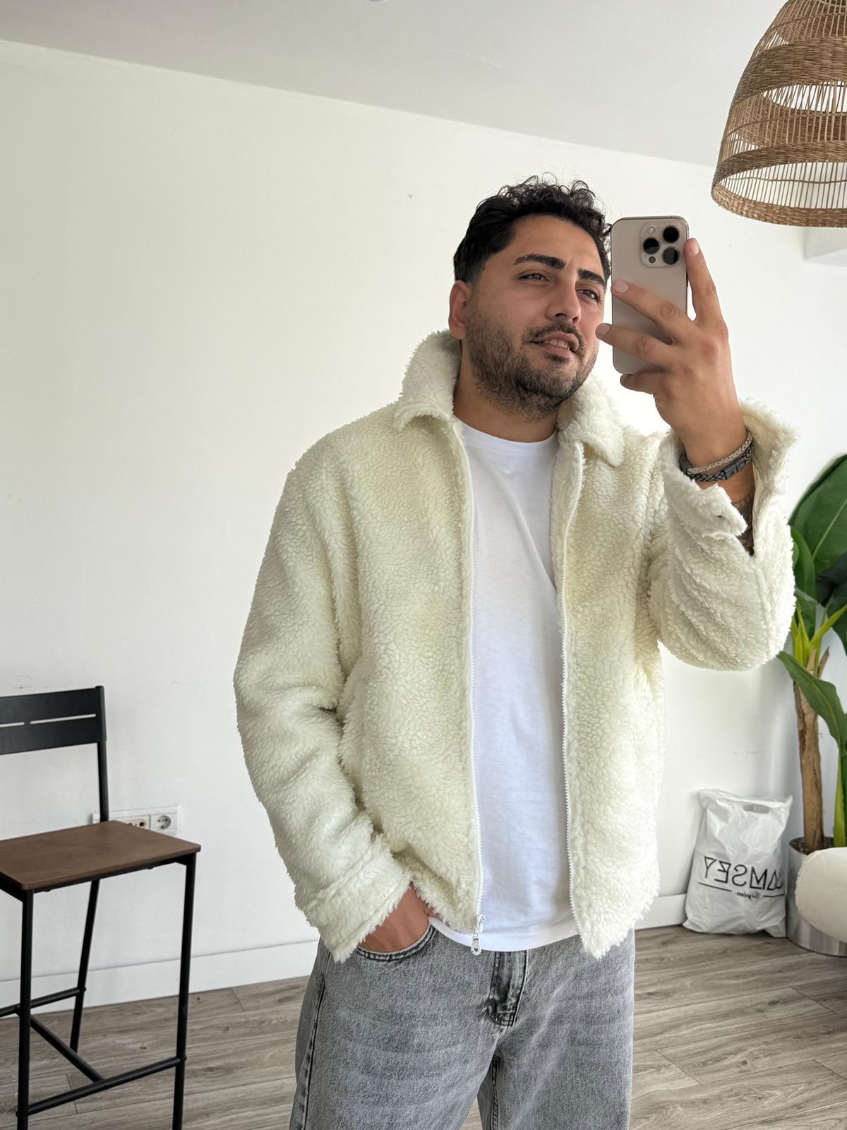 Peluş İçi Astarlı Ceket - Ekru