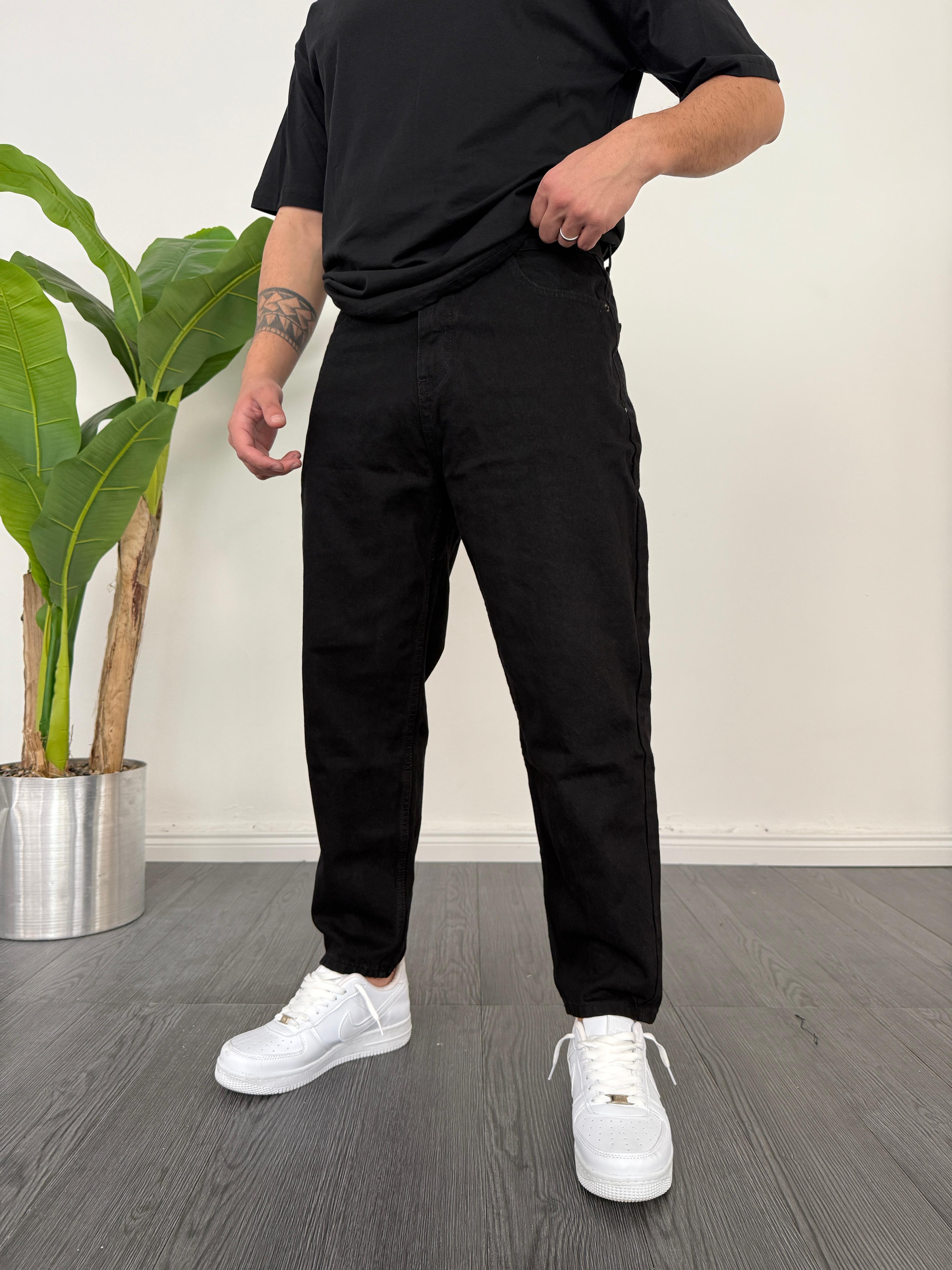 Yıkamalı Siyah Boyfriend Kot Pantolon