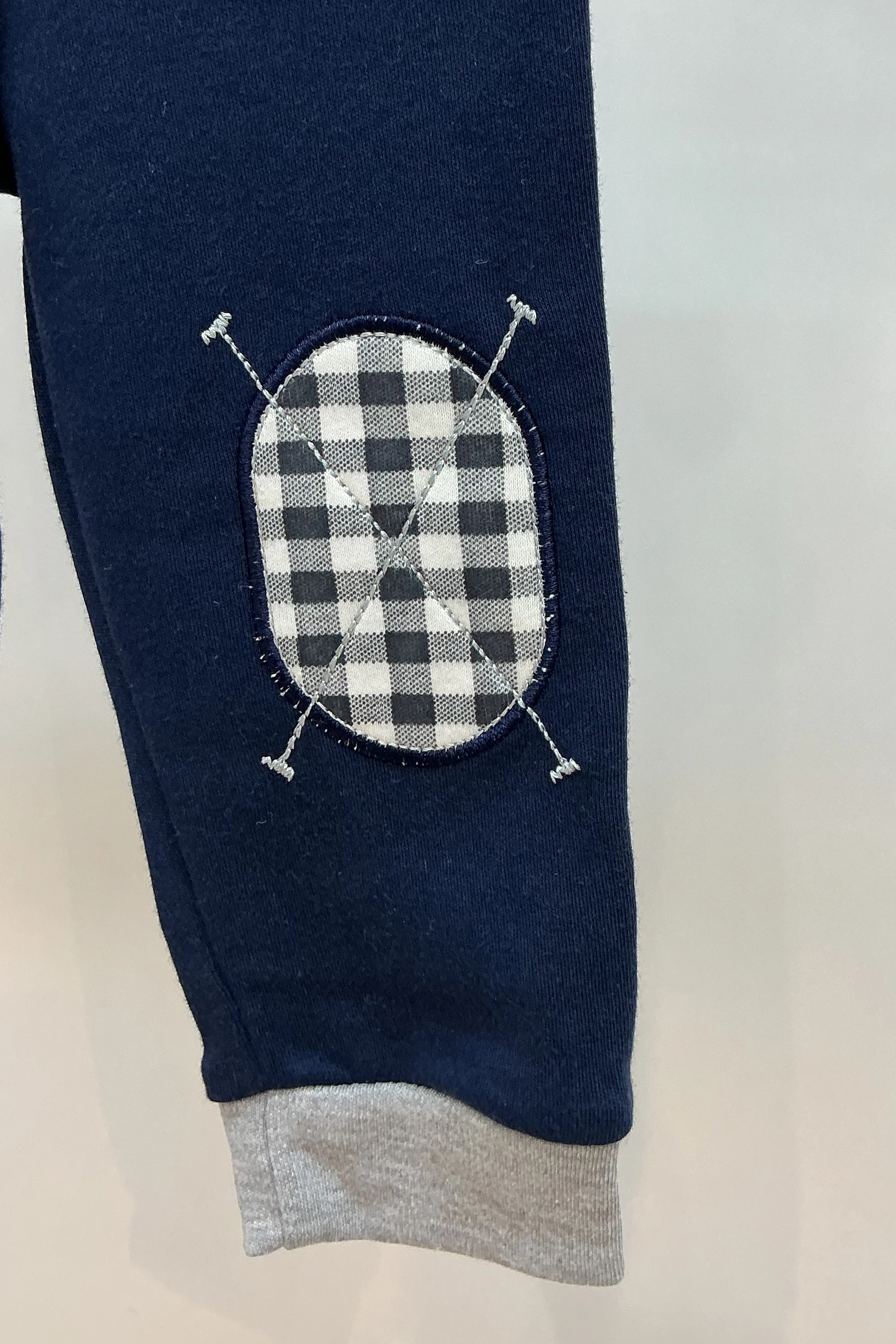 Ekose Cepli Elyaf Yazı ve Figür Detaylı Yelekli Takım