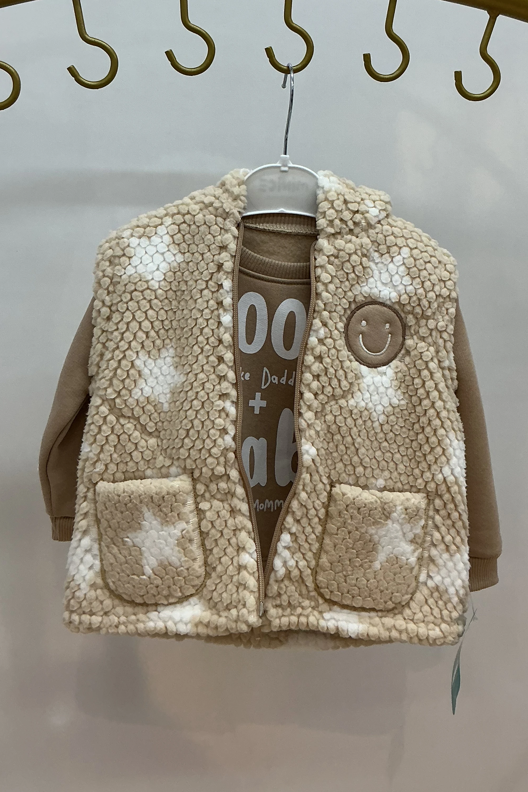 Cepli Kabartma Polar Yelekli Şardonlu Sweati Yazı Detaylı Erkek Takım