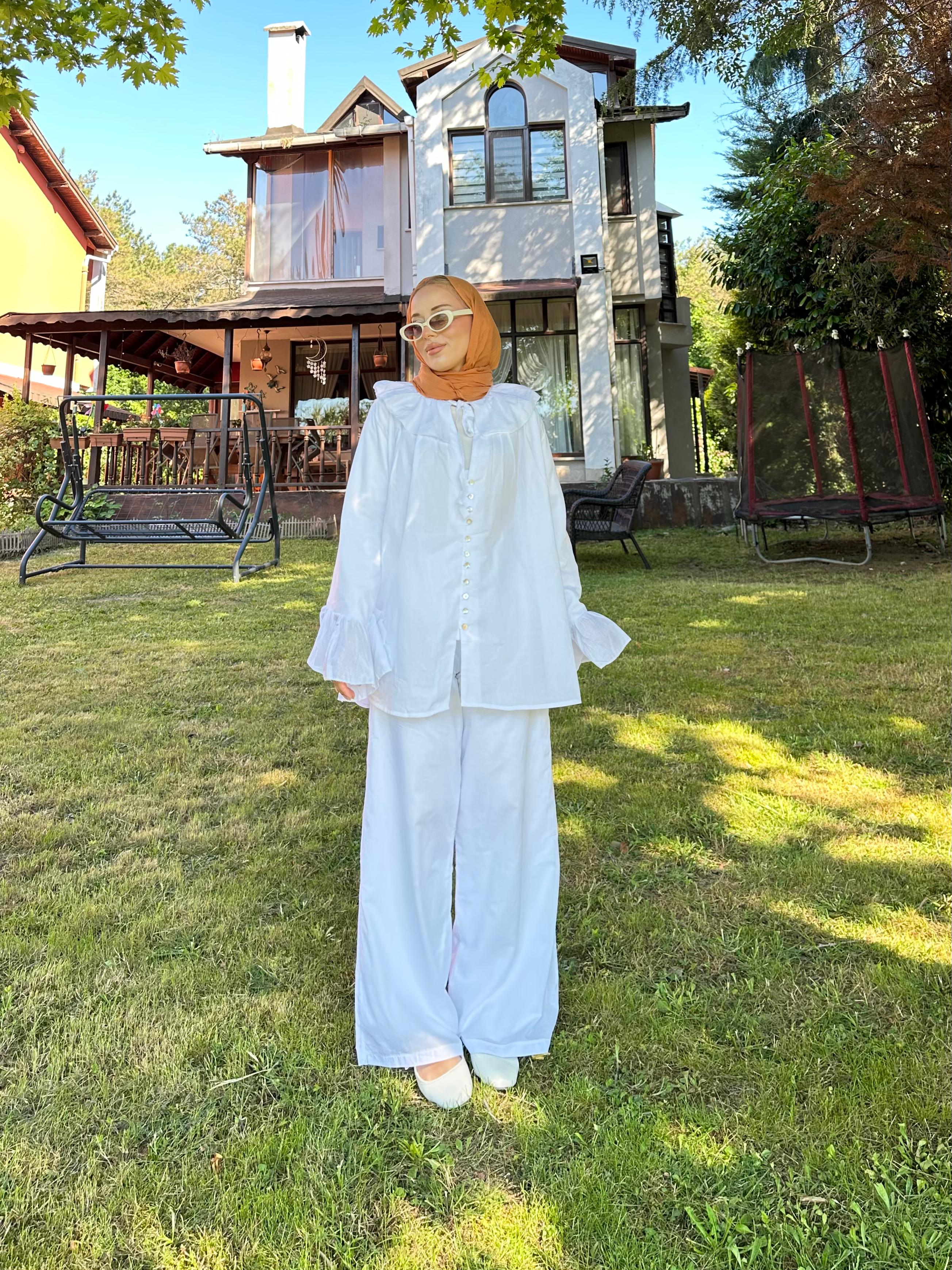 Kolları Volanlı Bebe Yaka Takım