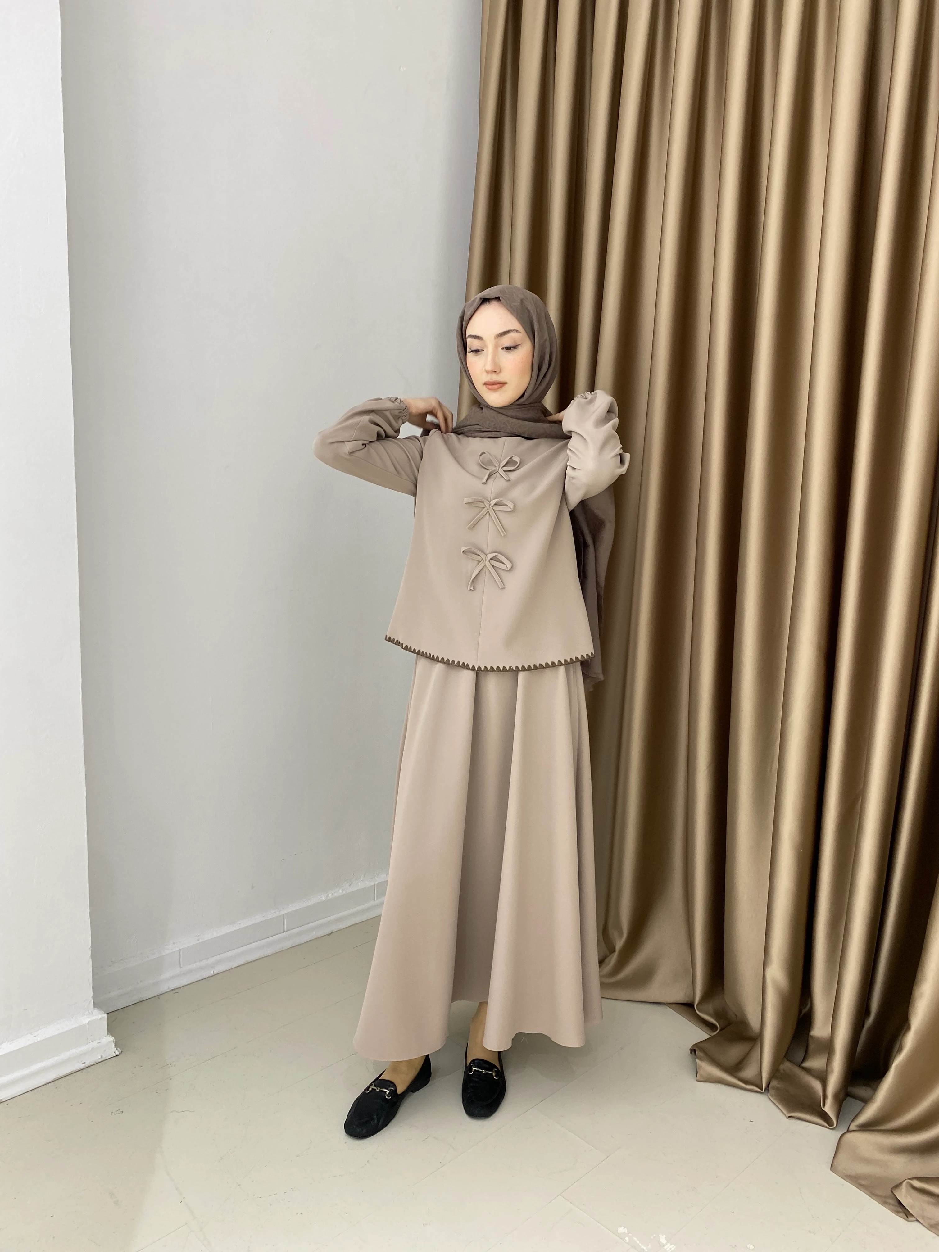 Fiyonk Detaylı Etek Takım