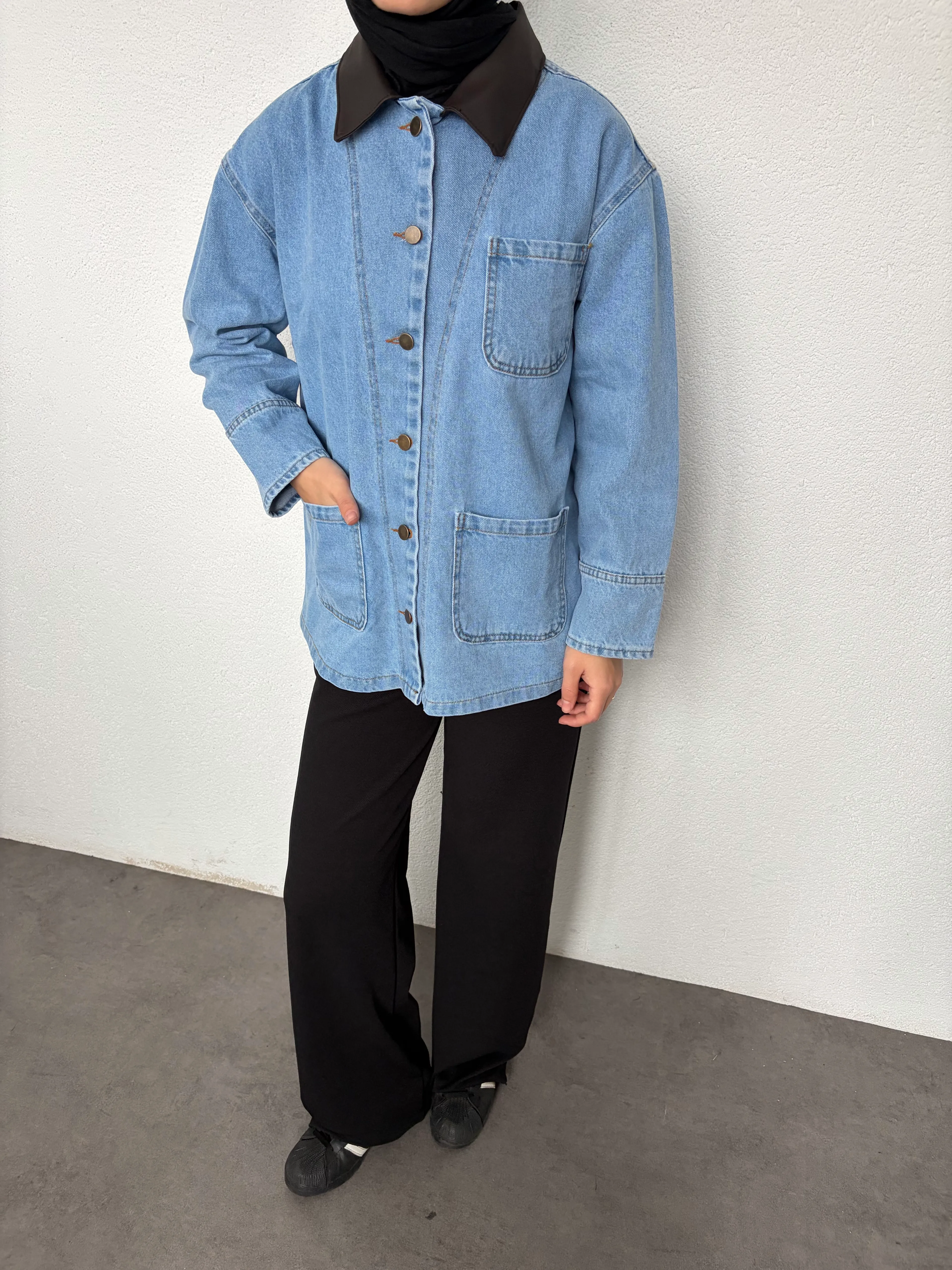 Deri Yaka Detaylı Kot Ceket