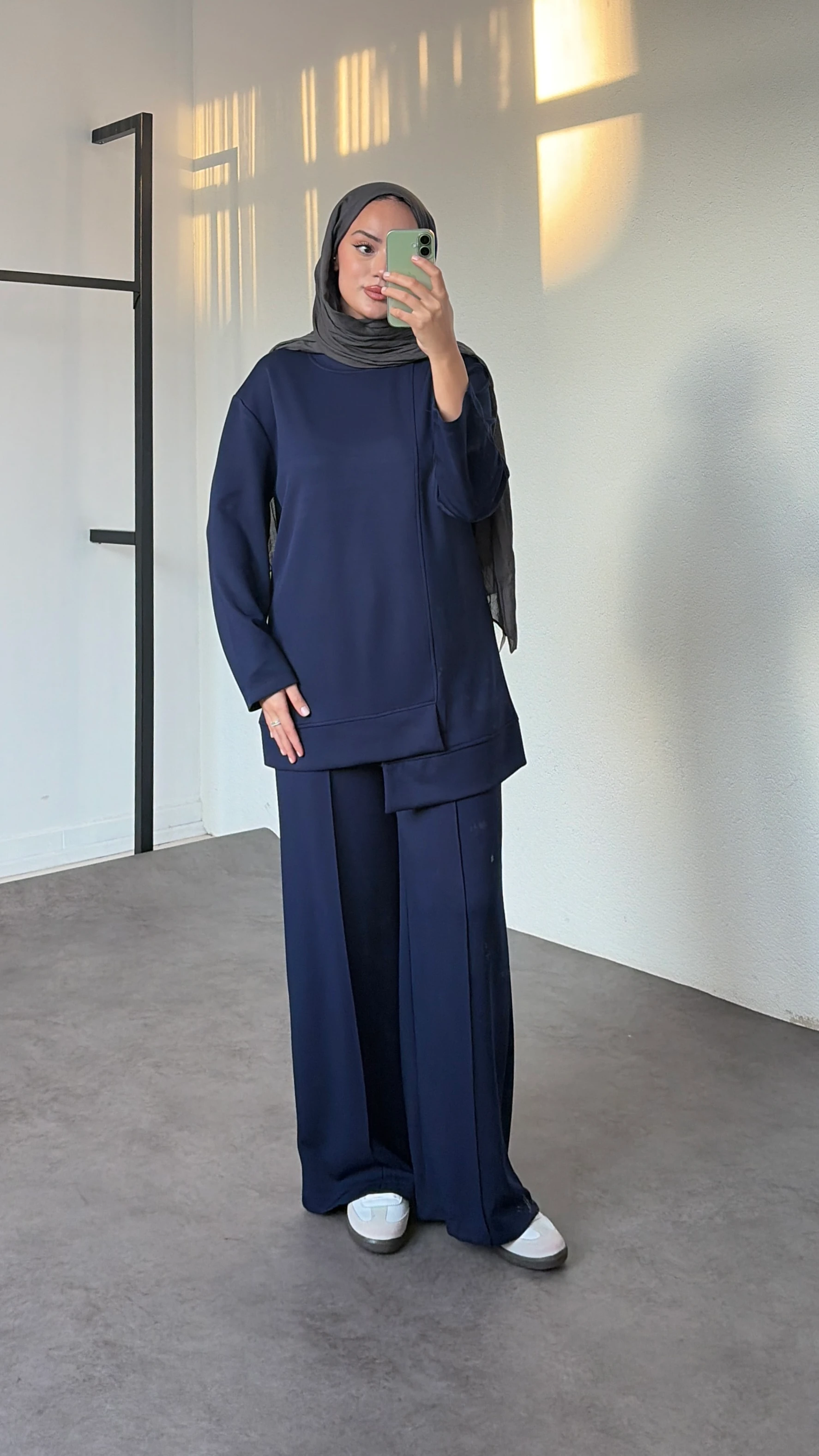 Asimetrik Kesim Modal Takım - Gri