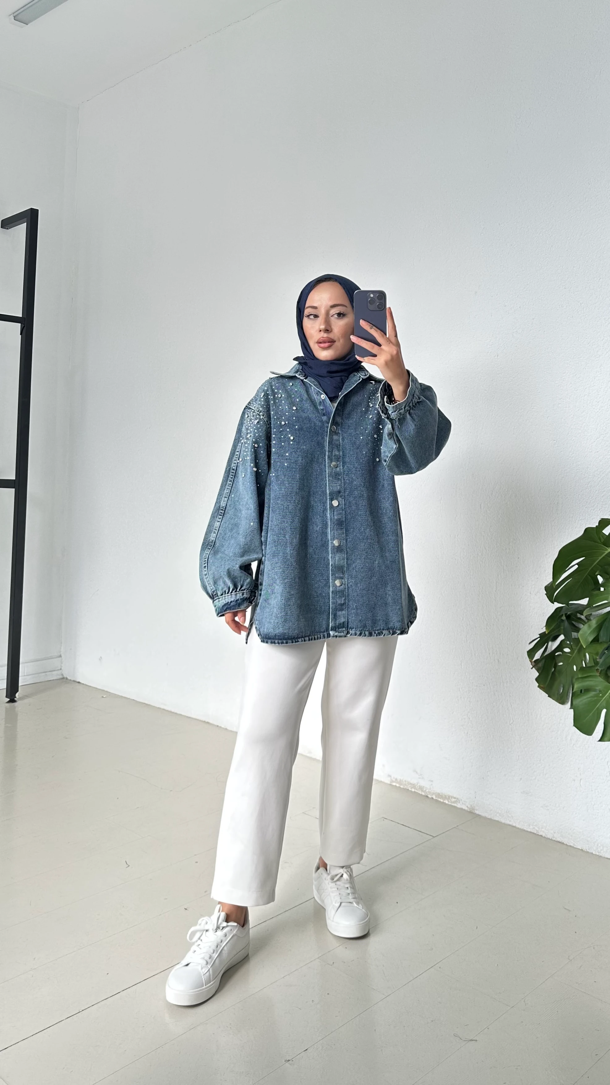 Oversize Balon Kol Taşlı Kot Ceket