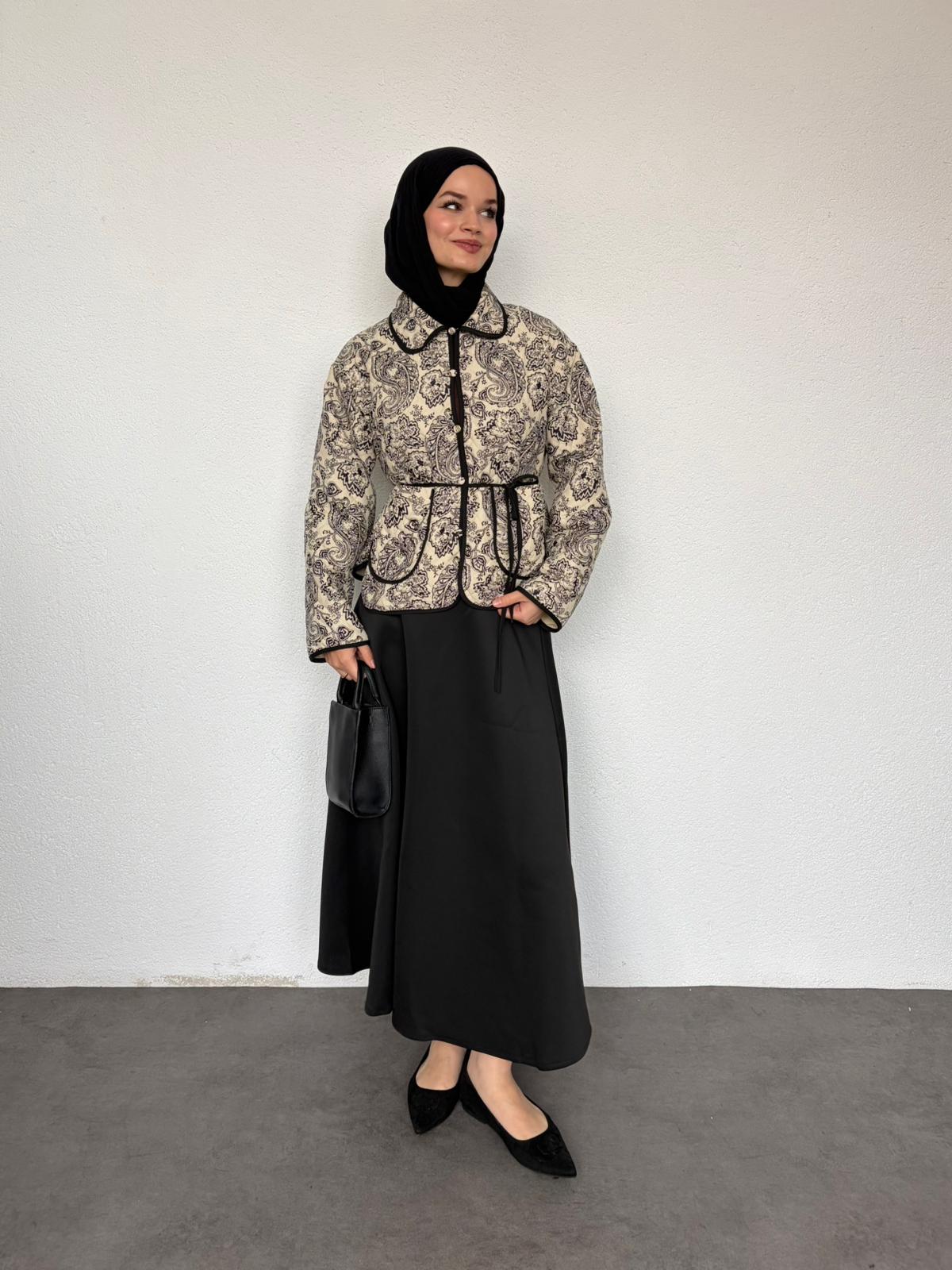 Desenli Kapitone Ceket - Siyah