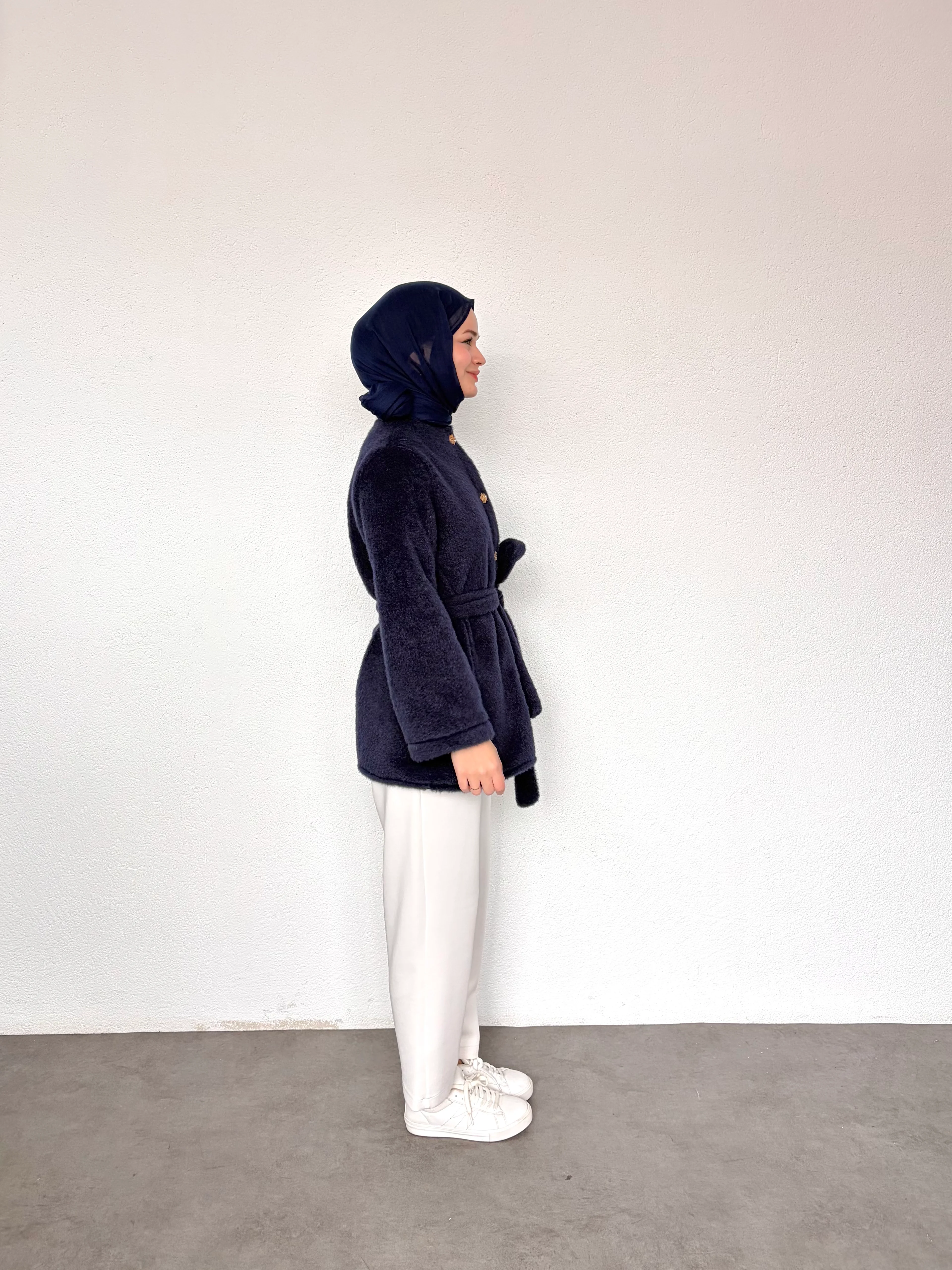 Gold Düğmeli Peluş Ceket