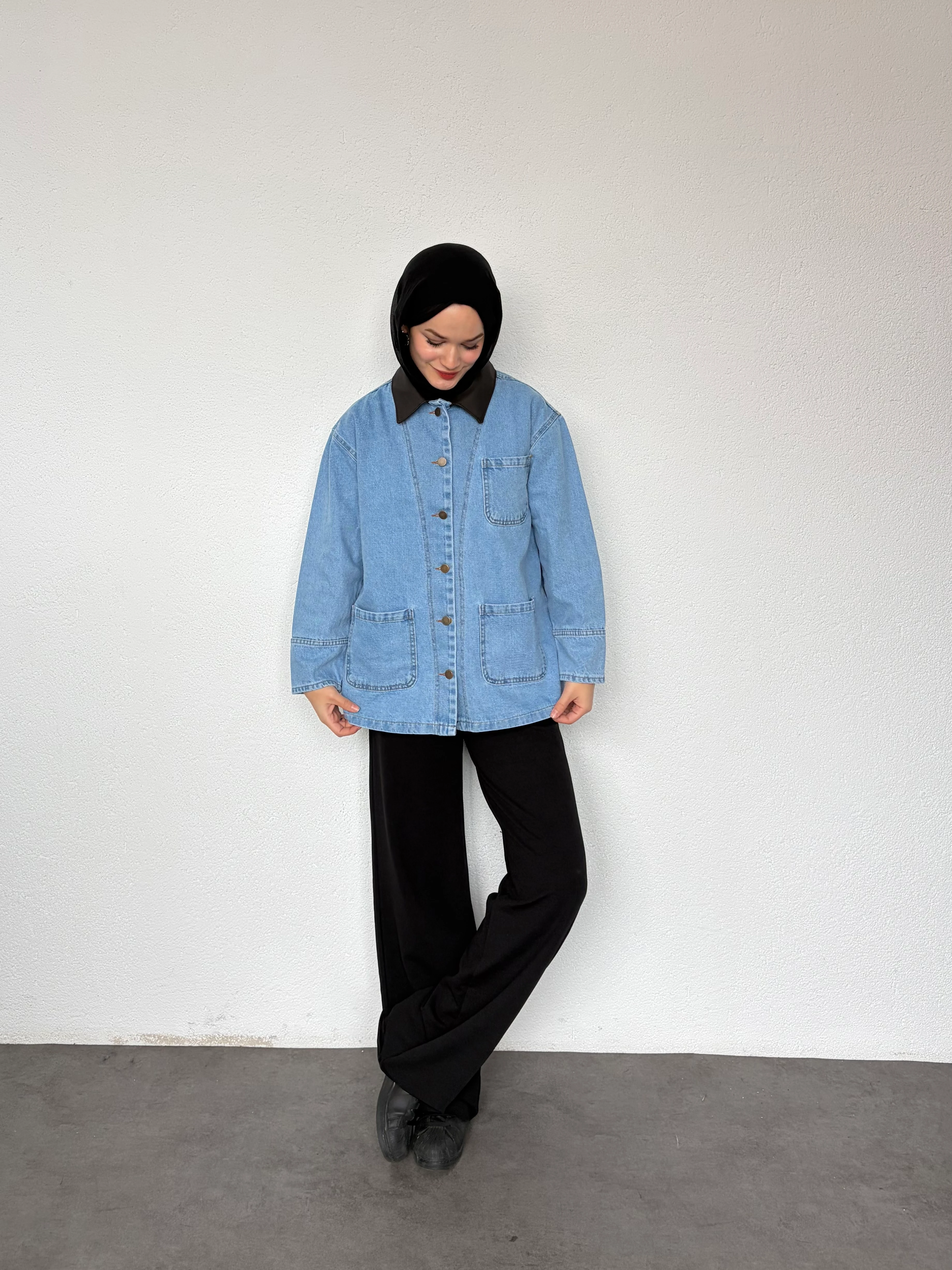 Deri Yaka Detaylı Kot Ceket