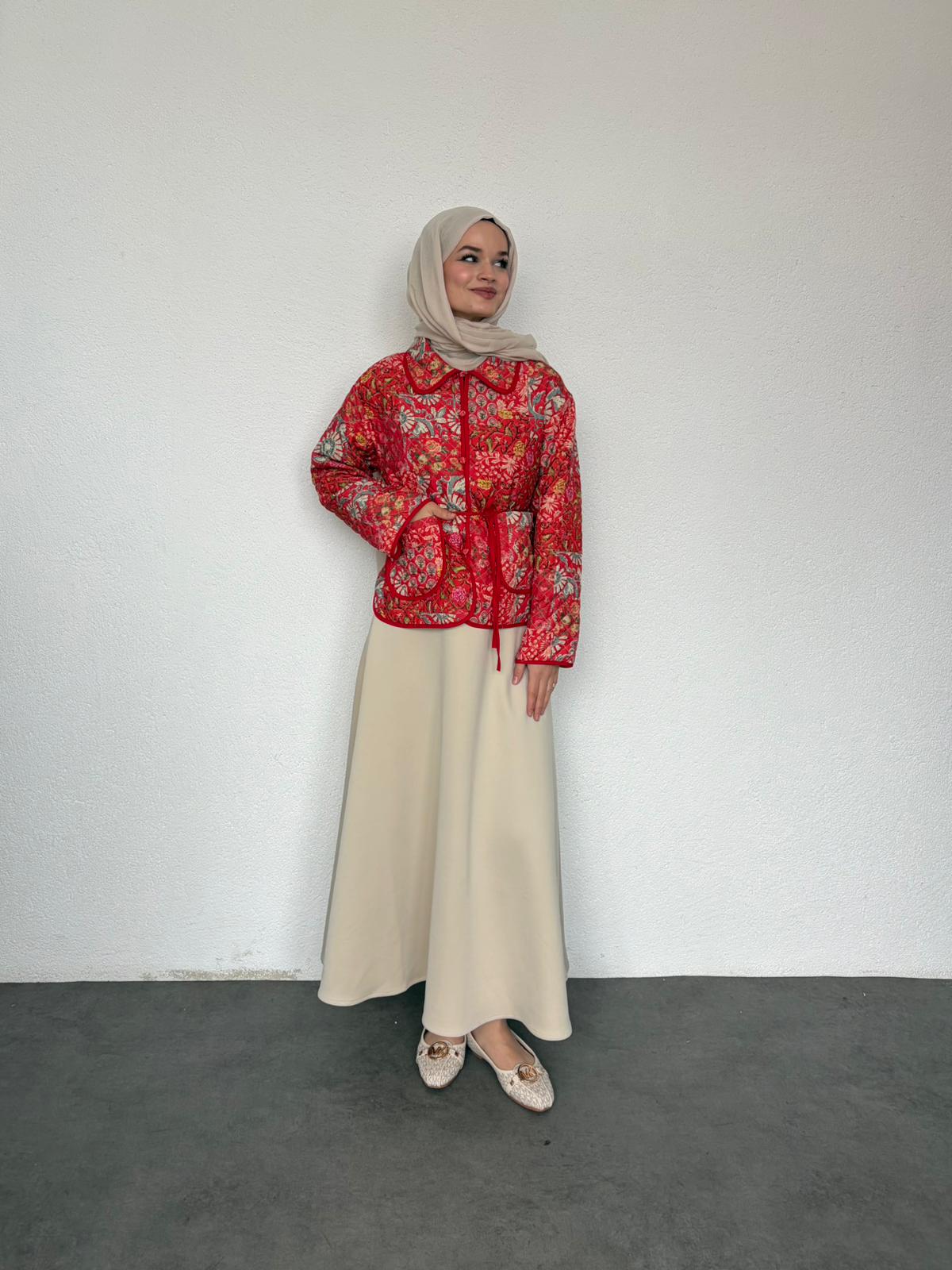 Desenli Kapitone Ceket - Kırmızı