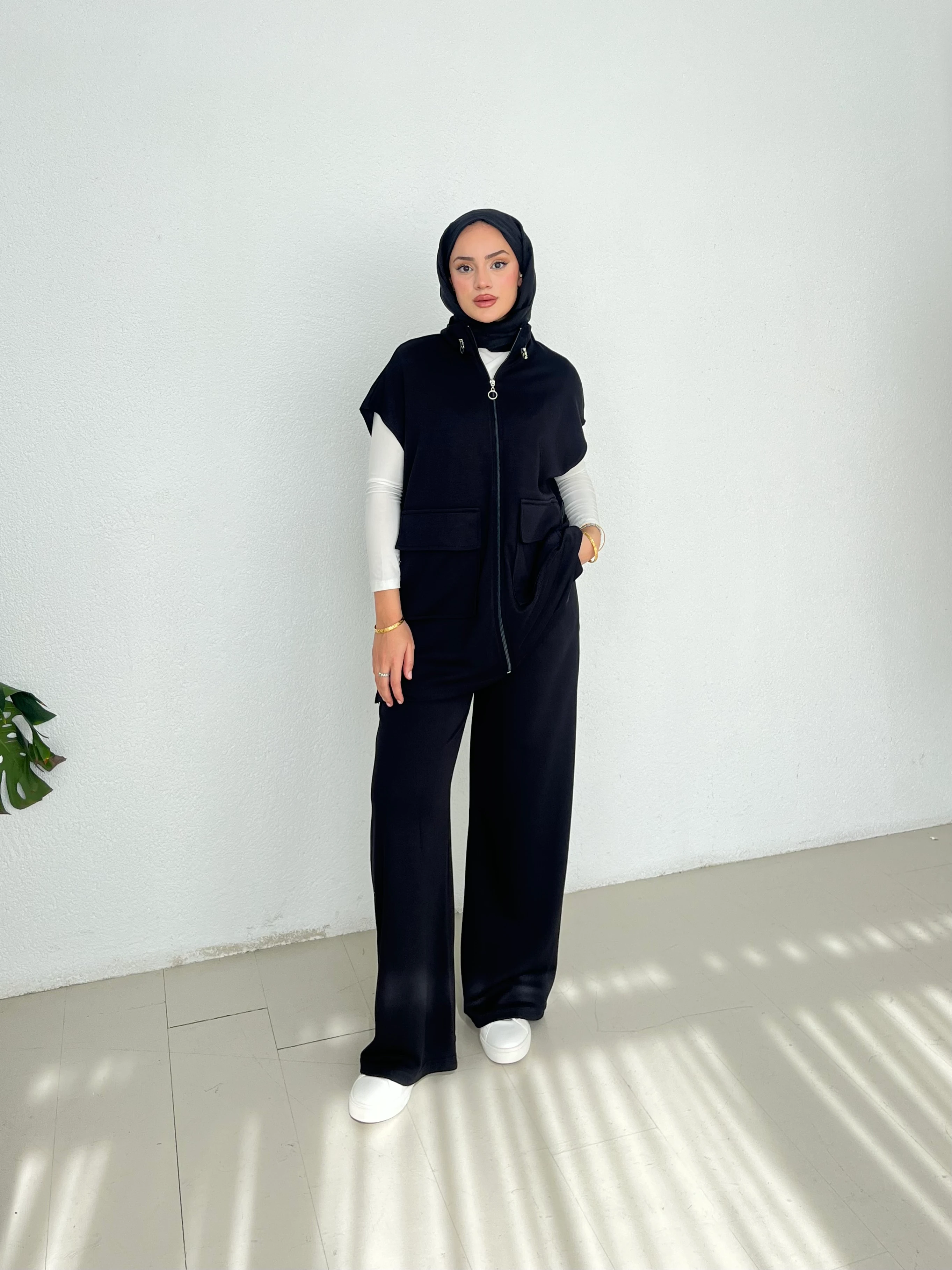 Beli Büzgülü Modal Kumaş Takım - Siyah