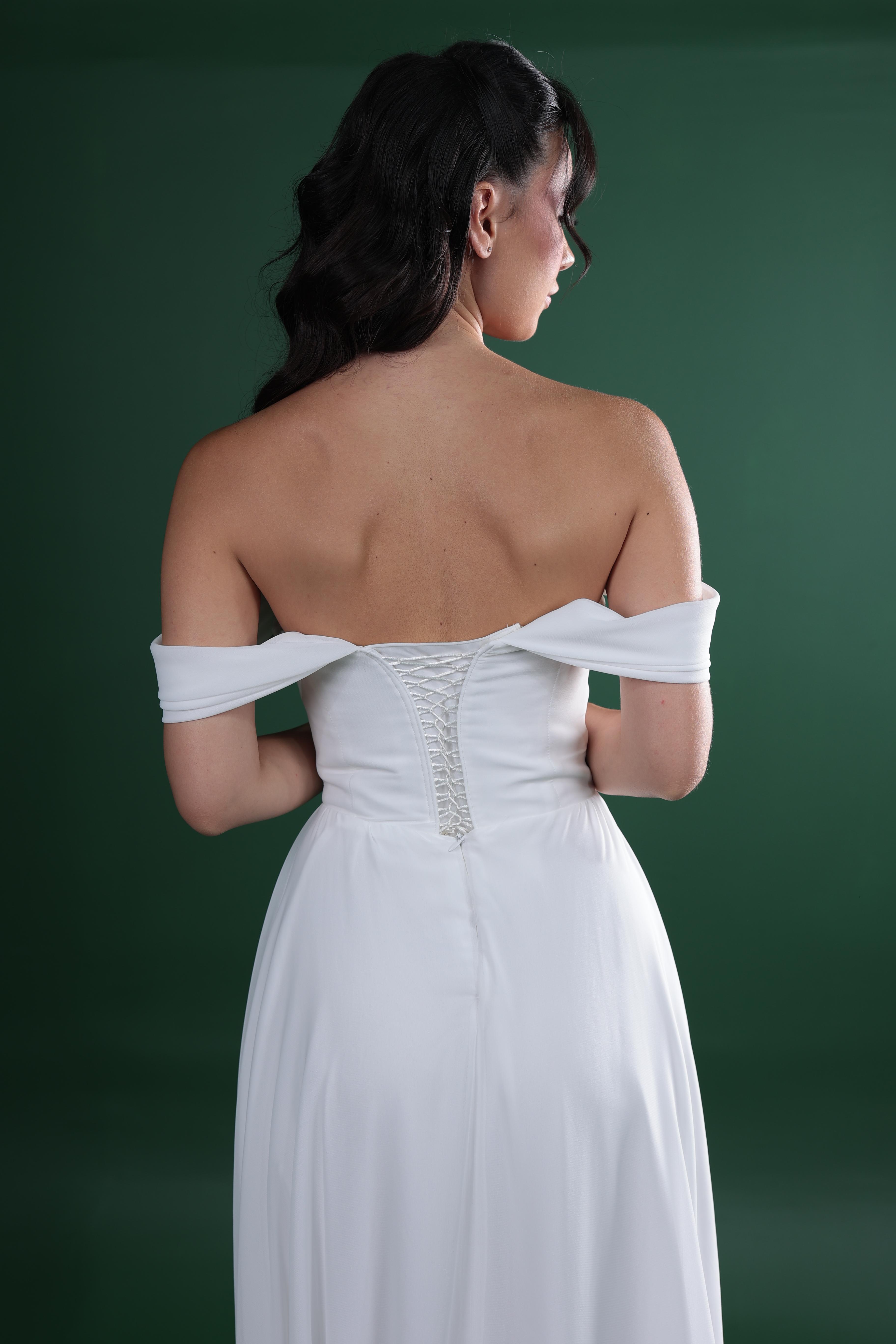 Düşük Kol Drapeli Kloş Nikah ve Dış Çekim Elbisesi - Manolya