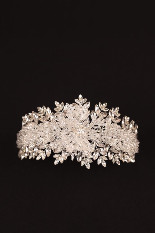 3D Crystal and Pearl Detailed Bridal Hairpin | 1066