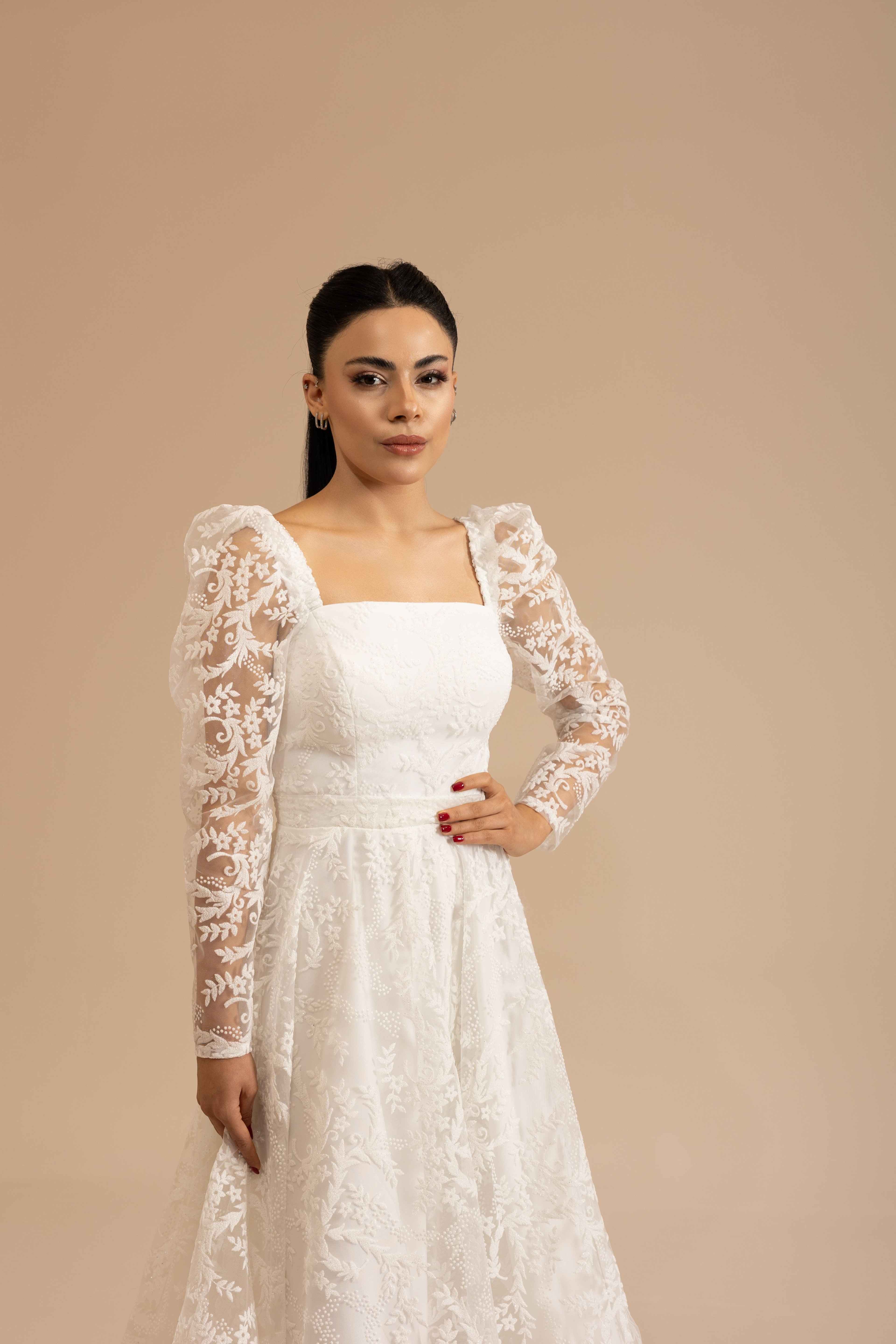 Kare Yaka Balon Kol Kabartma Simli Tül Midi Kloş Nikah Elbisesi | Clea