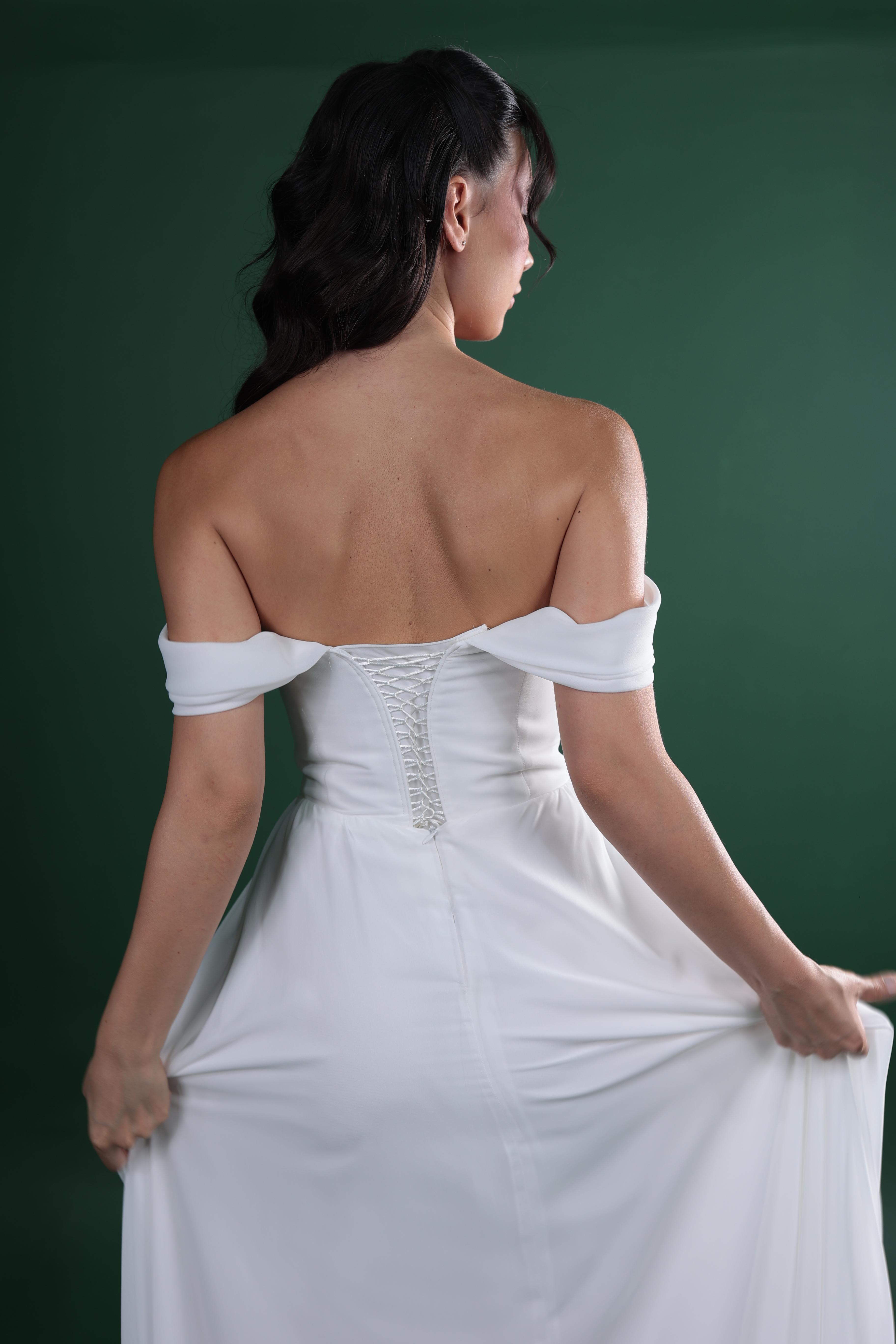 Düşük Kol Drapeli Kloş Nikah ve Dış Çekim Elbisesi - Manolya