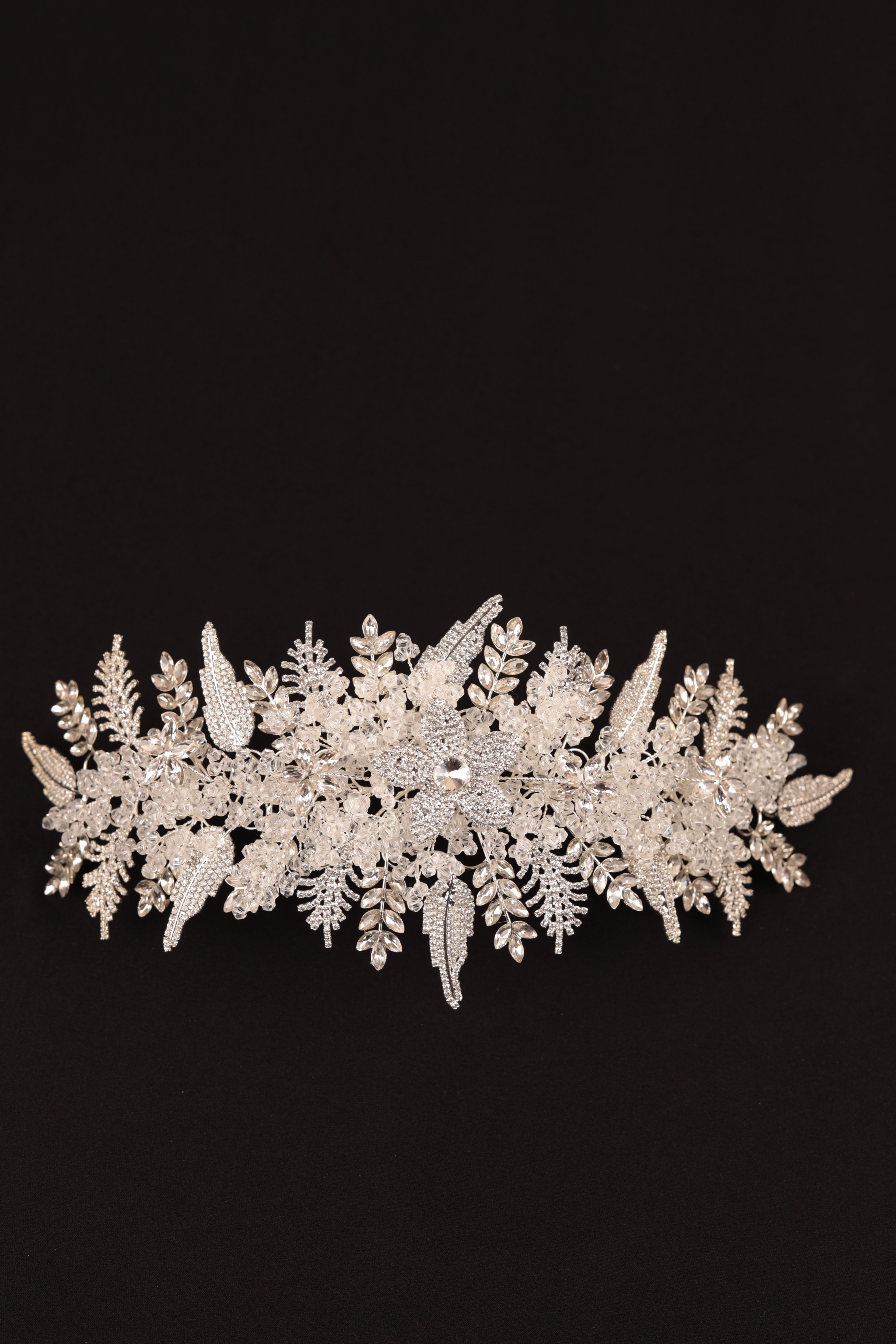 3 D Leaf Pattern Zircon Stone Embroidered Crystal Detailed Bridal Buckle | 1065
