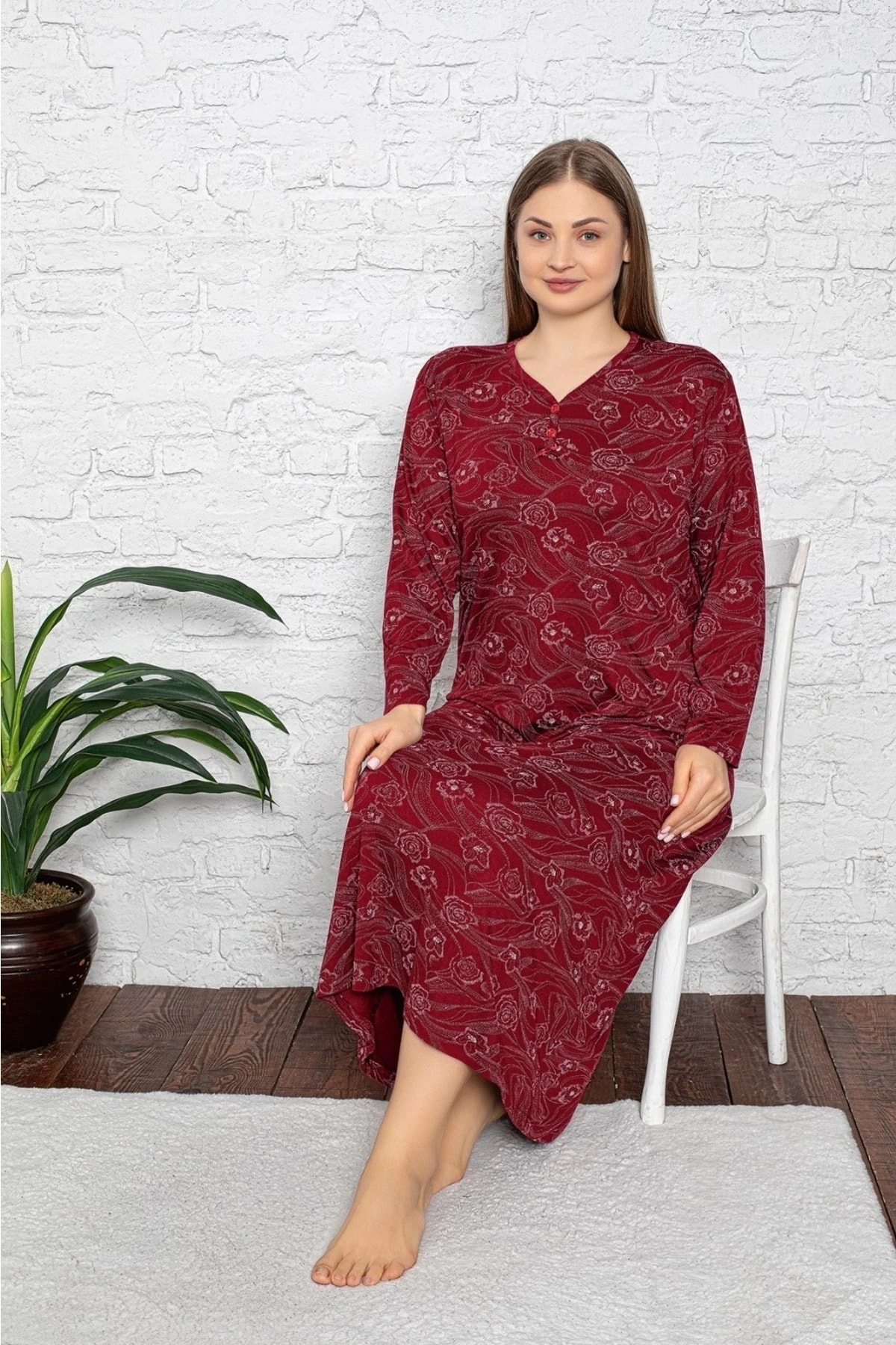 Büyük Beden Likralı Desenli Gecelik