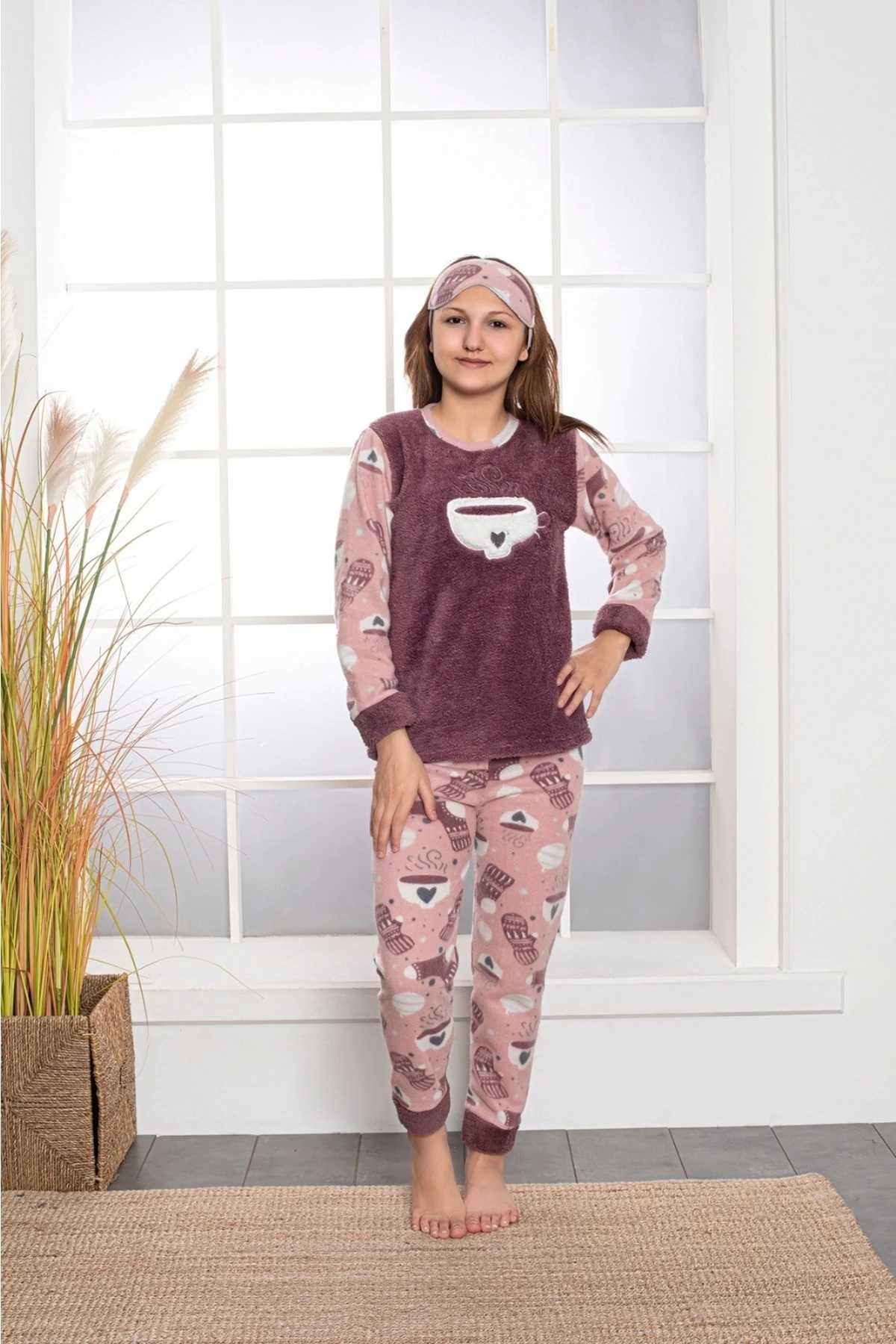 Çocuk Peluş Pijama Takımı