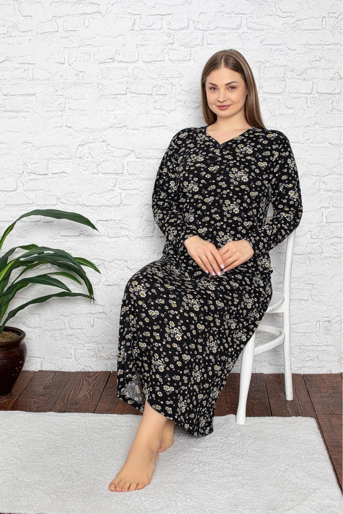 Büyük Beden Likralı Desenli Gecelik