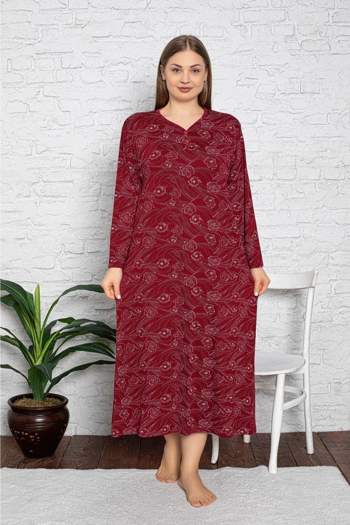 Büyük Beden Likralı Desenli Gecelik