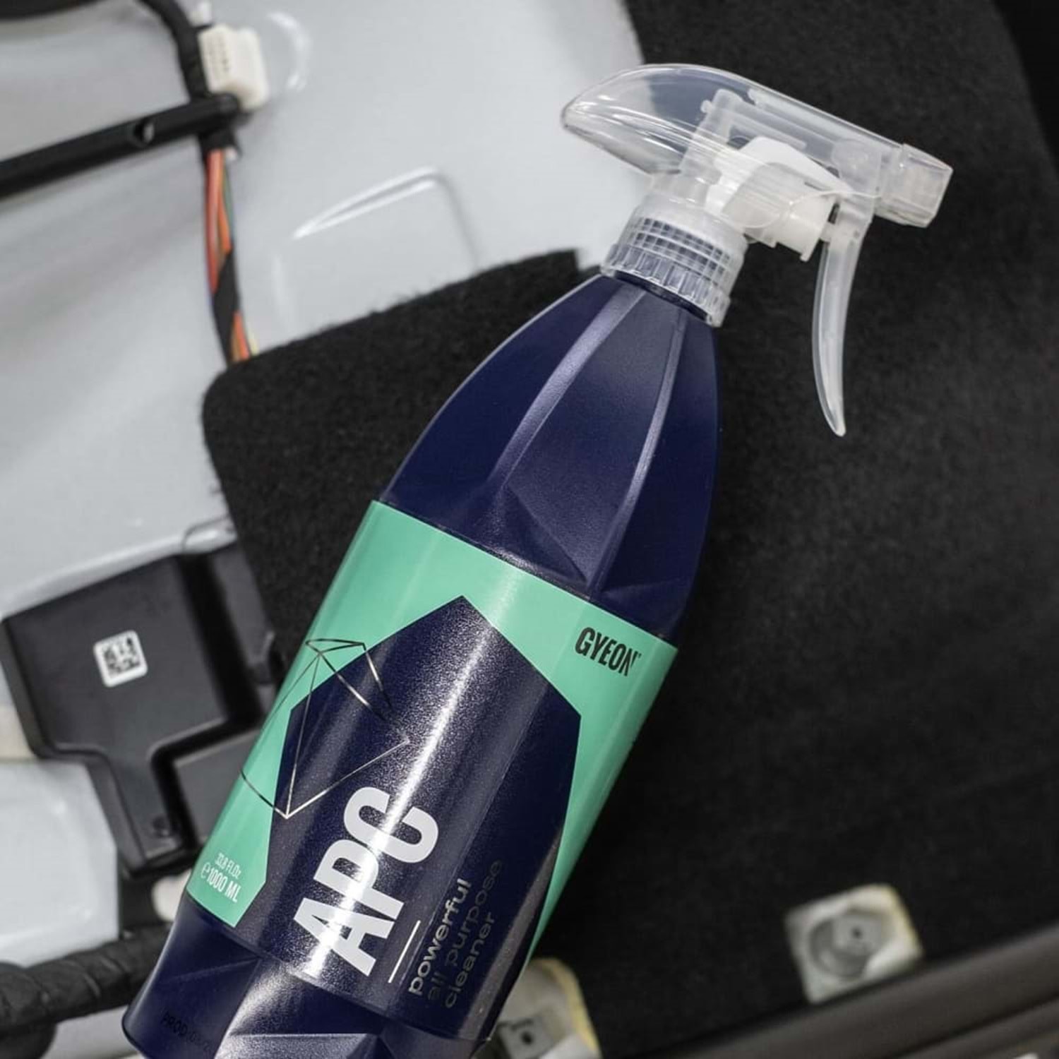 GYEON Q²M APC Konsantre Genel Yüzey Temizleyici - 1000 Ml Q2M APC 1000 ml