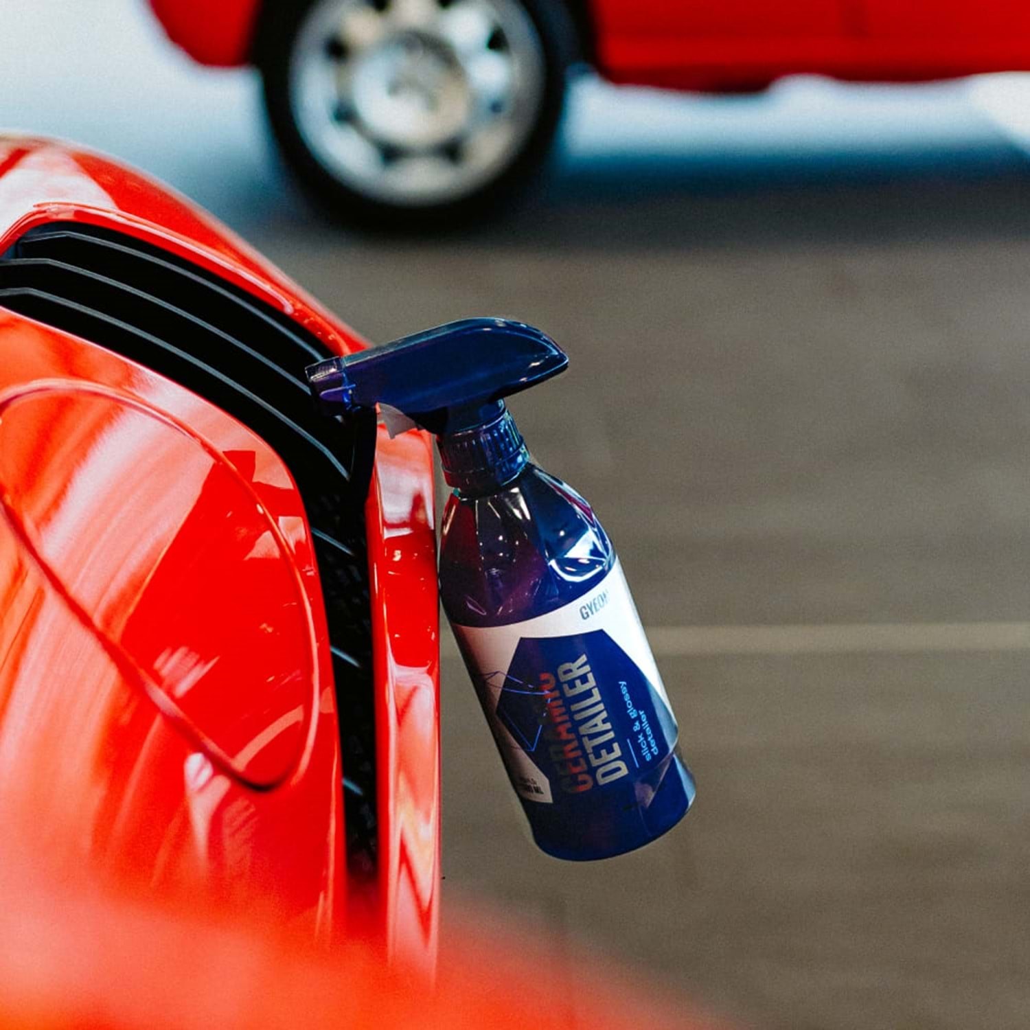 GYEON Q²M CeramicDetailer Seramik Bazlı Hidrofobik Yüzey Detaylandırıcı - 1000 Ml