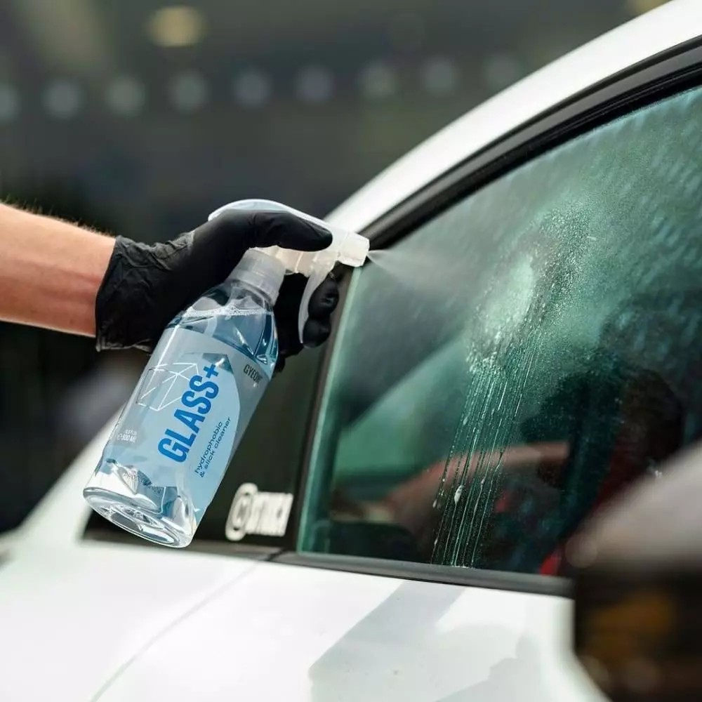 GYEON Q²M Glass+ Plus Hidrofobik Yağmur Su Kaydırıcı Cam Temizleyici - 500 Ml