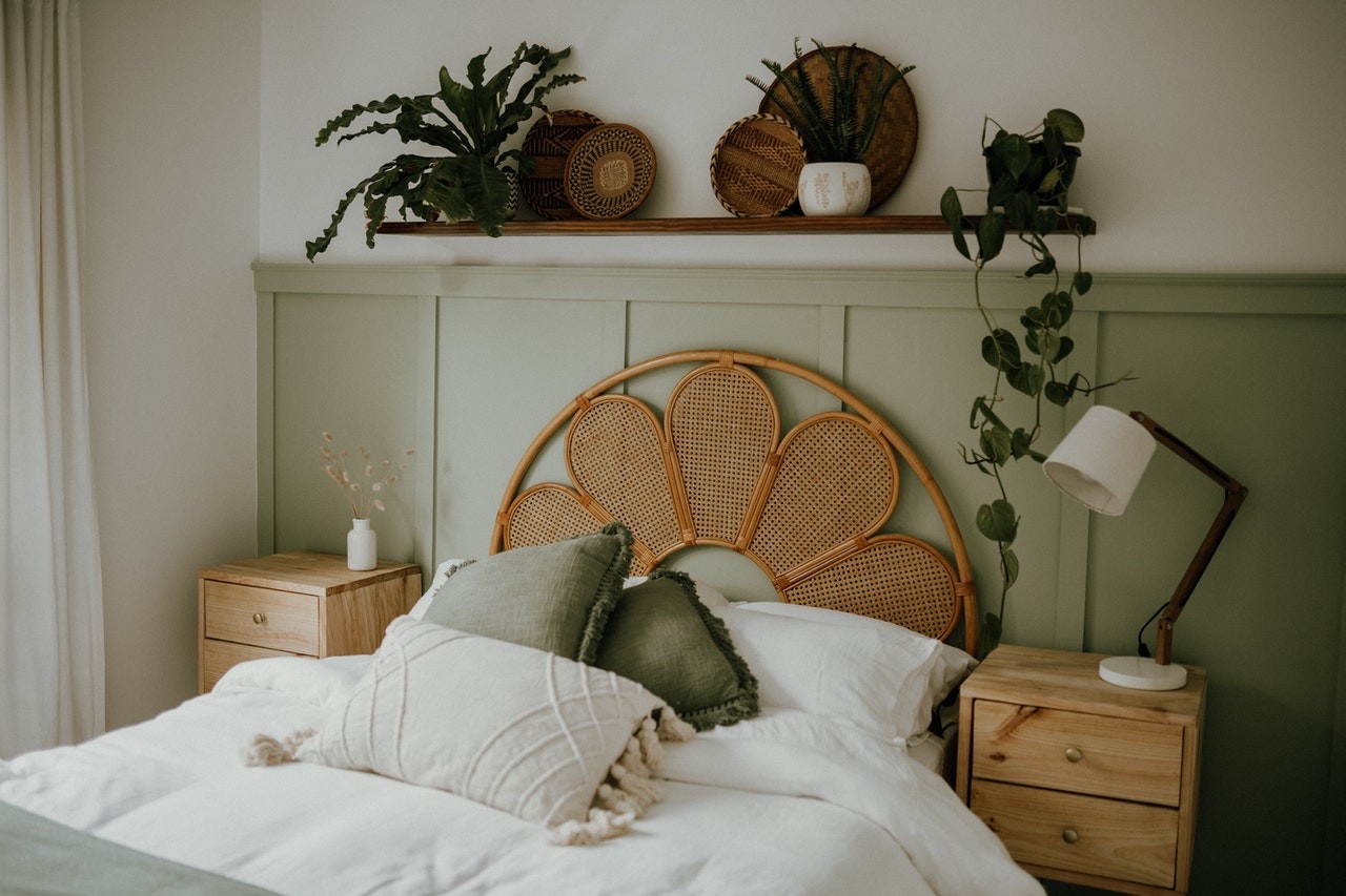 Sonbahar Tonlarında Yatak Odası Dekorasyonu