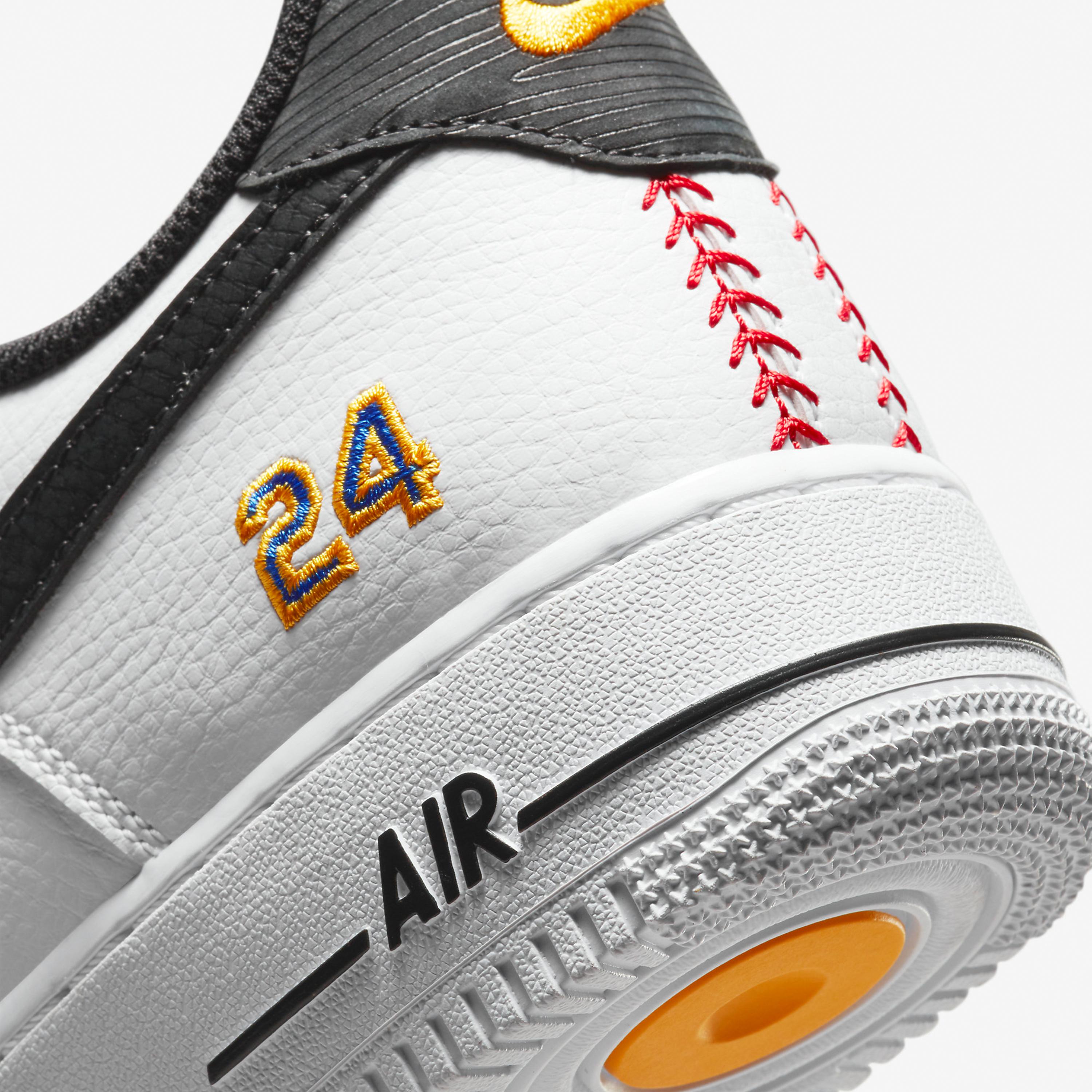  Air Force 1 Low “Swingman” 