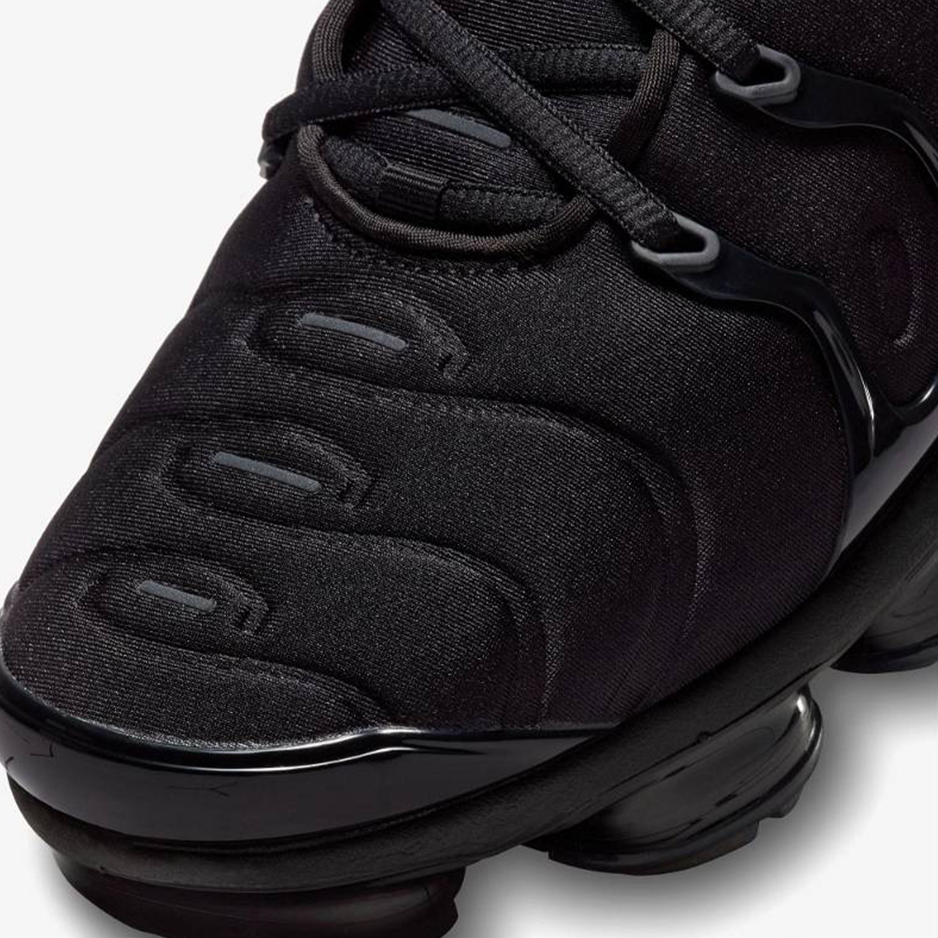 Vapormax Plus