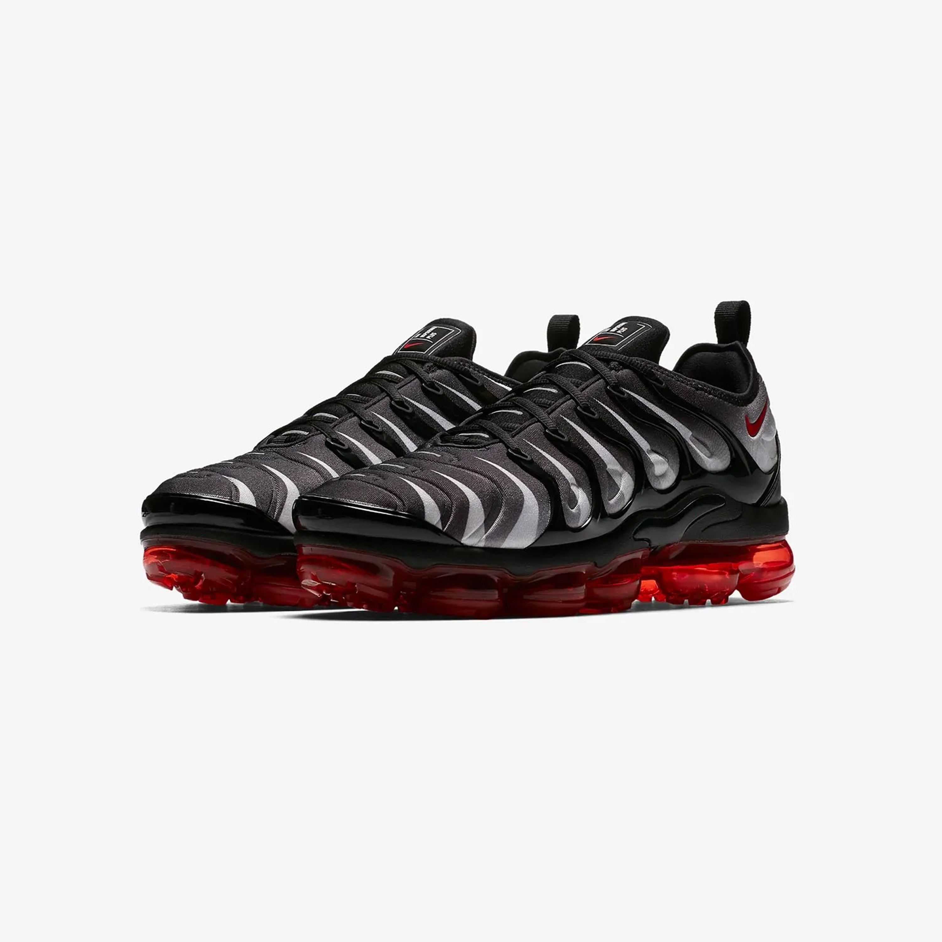 Vapormax Plus "Shark"