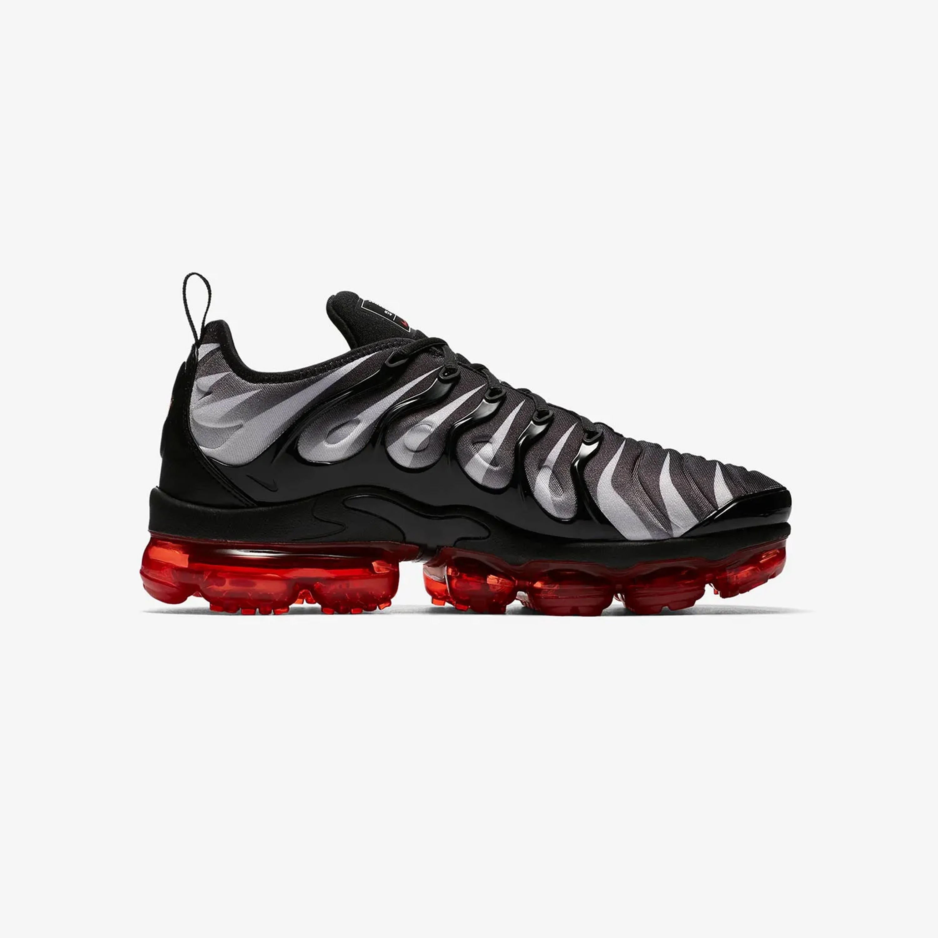 Vapormax Plus "Shark"