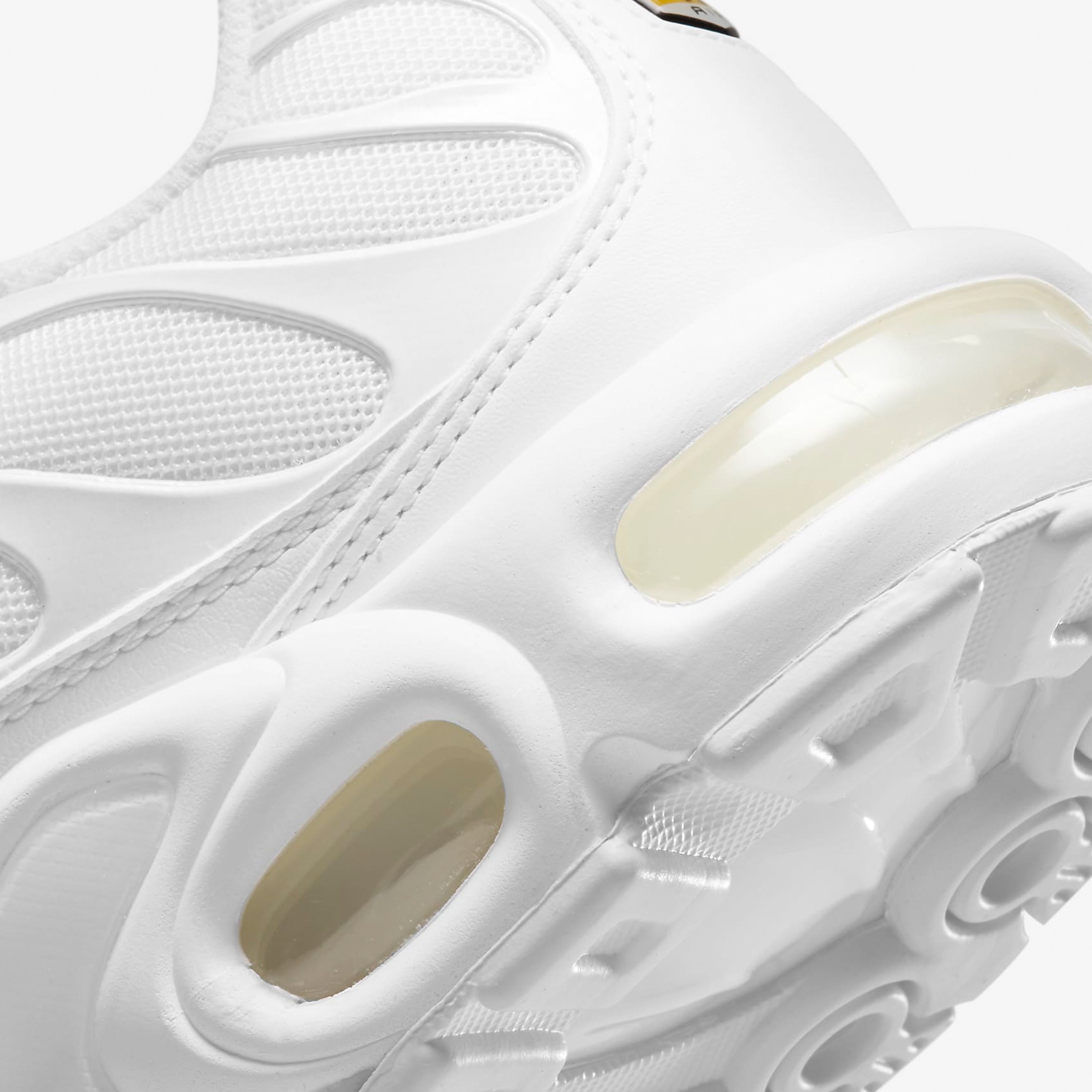 Air Max Plus TN "Triple White"