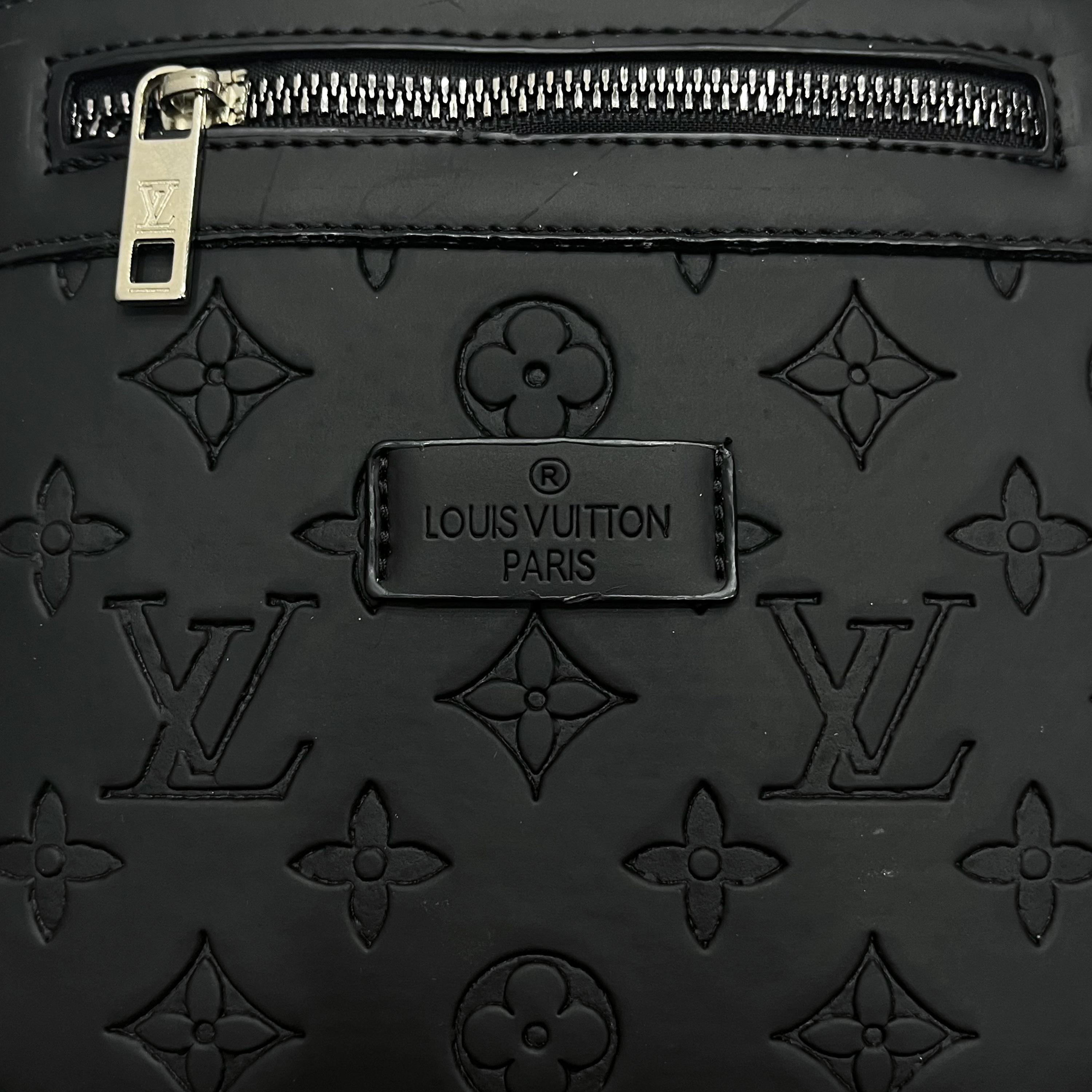 LV Hot Press Messenger Çanta