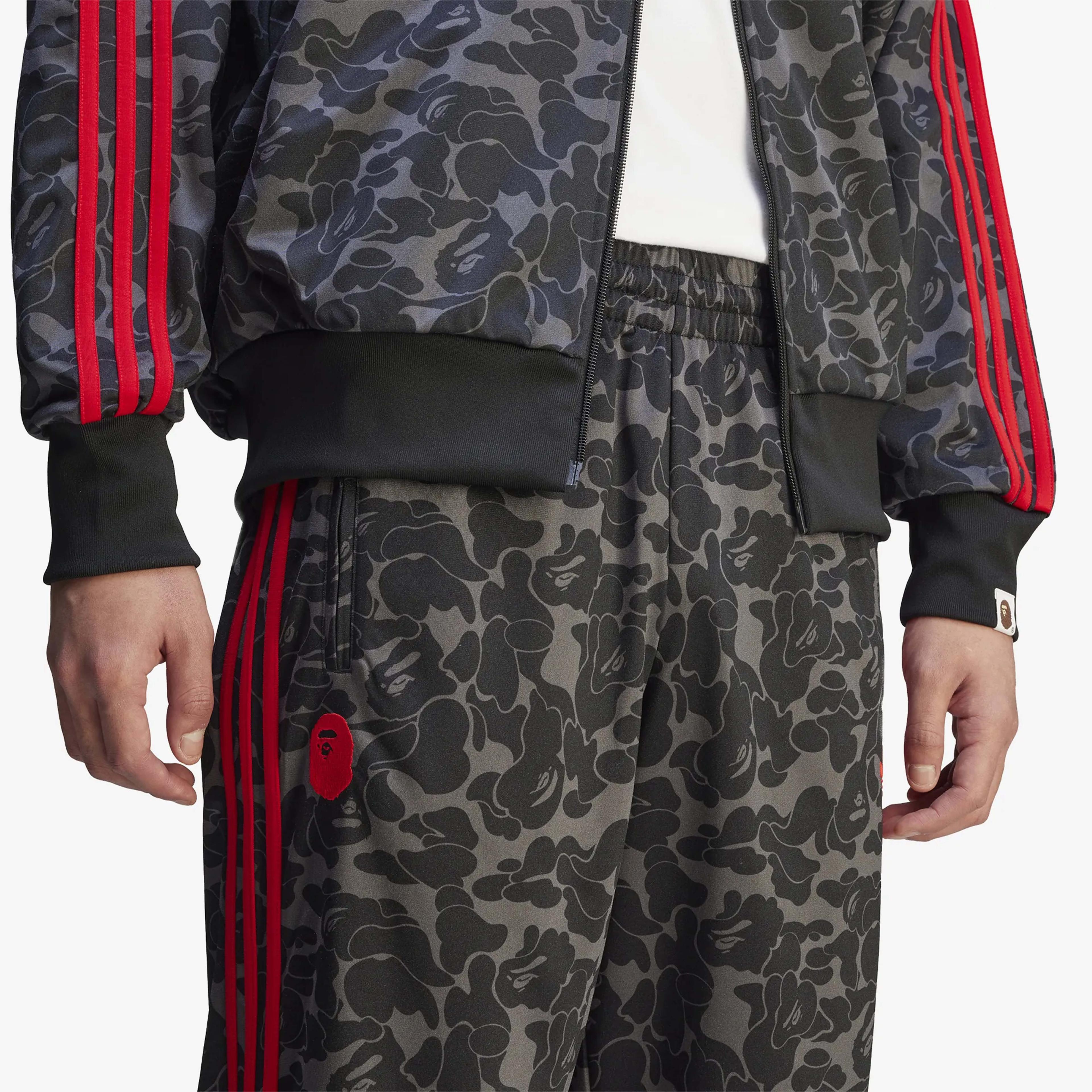 Adidas x BAPE Firebird Eşofman Takımı