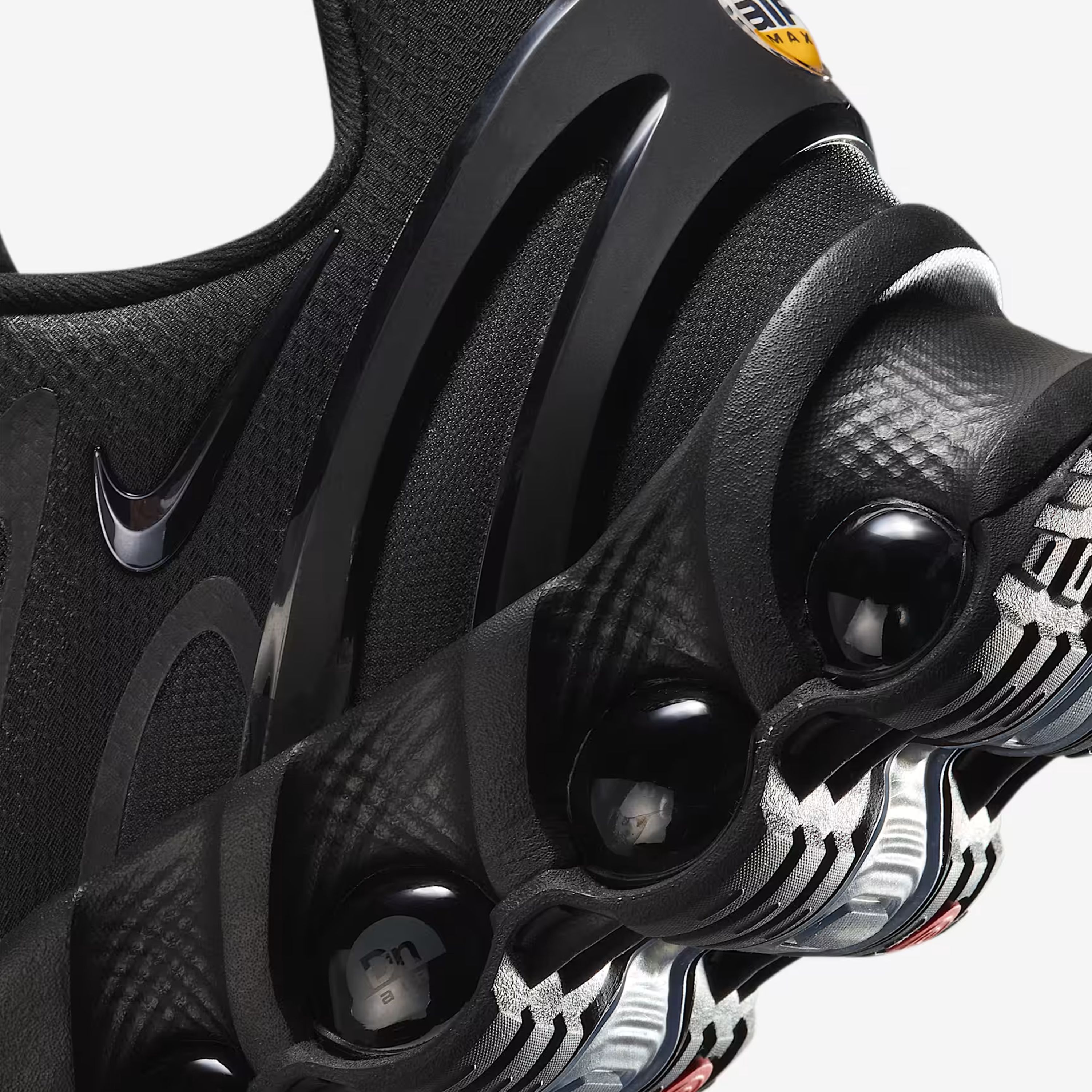 AİR MAX DN8