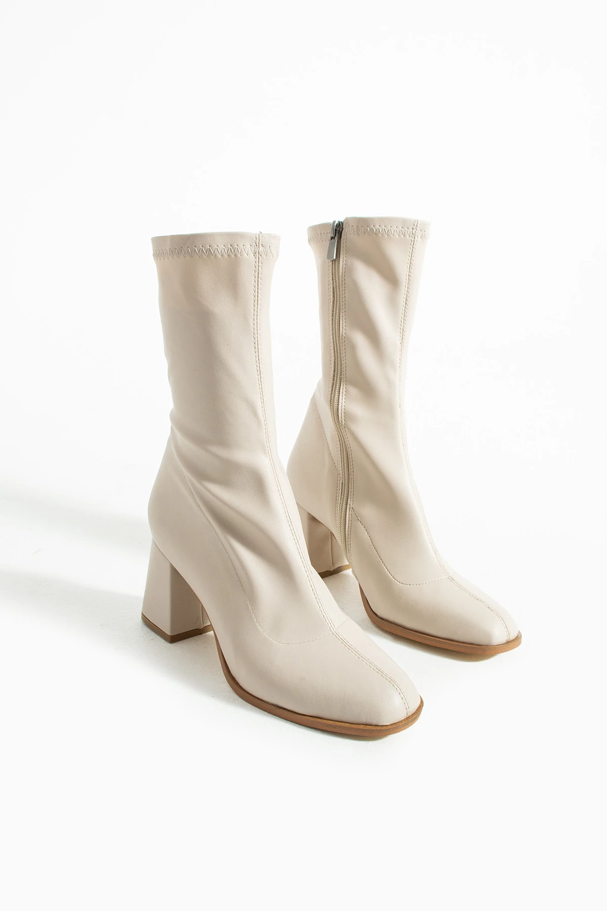 Osaka Kadın 7 Cm Blok Topuk Bilek Boy Streç Bot