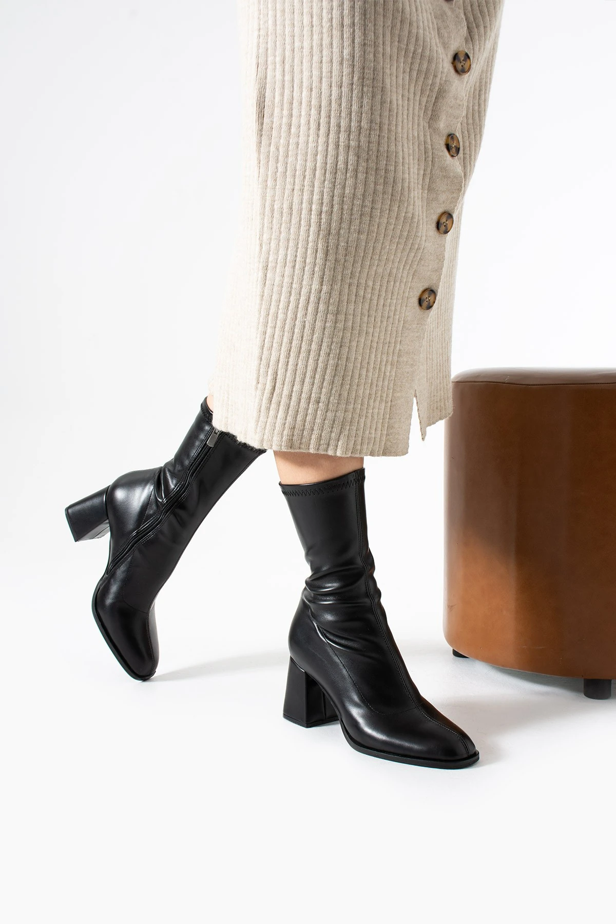 Osaka Kadın 7 Cm Blok Topuk Bilek Boy Streç Bot - Cilt Siyah