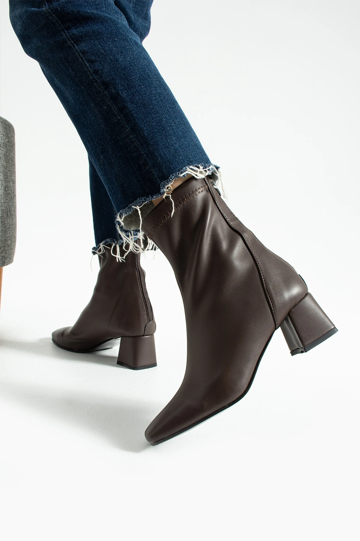 Katya Küt Burun Kalın Topuklu Kısa Streç Kadın Bot - Strec Kahverengi