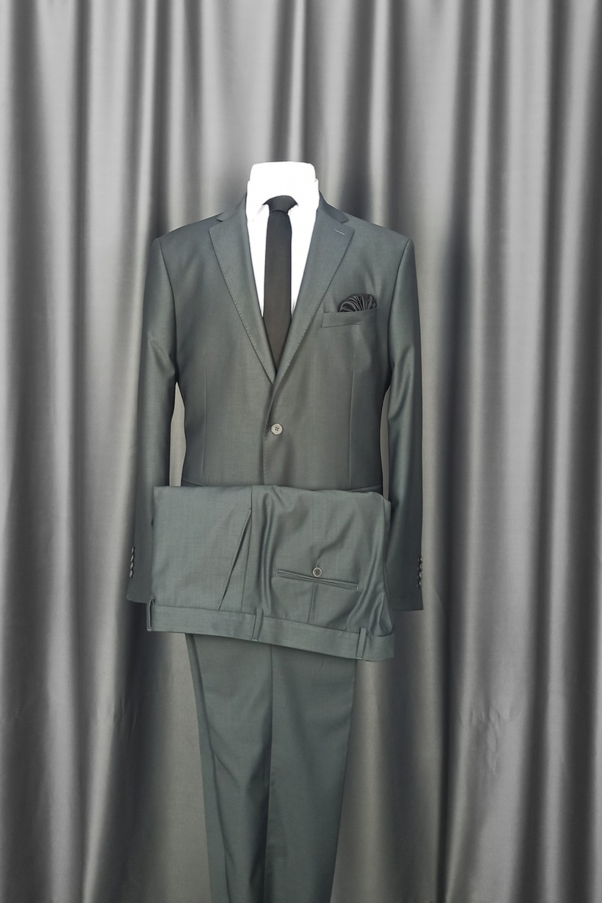 Mono Yaka Çift Düğme 6 Drop Klasik Erkek Takım Elbise
