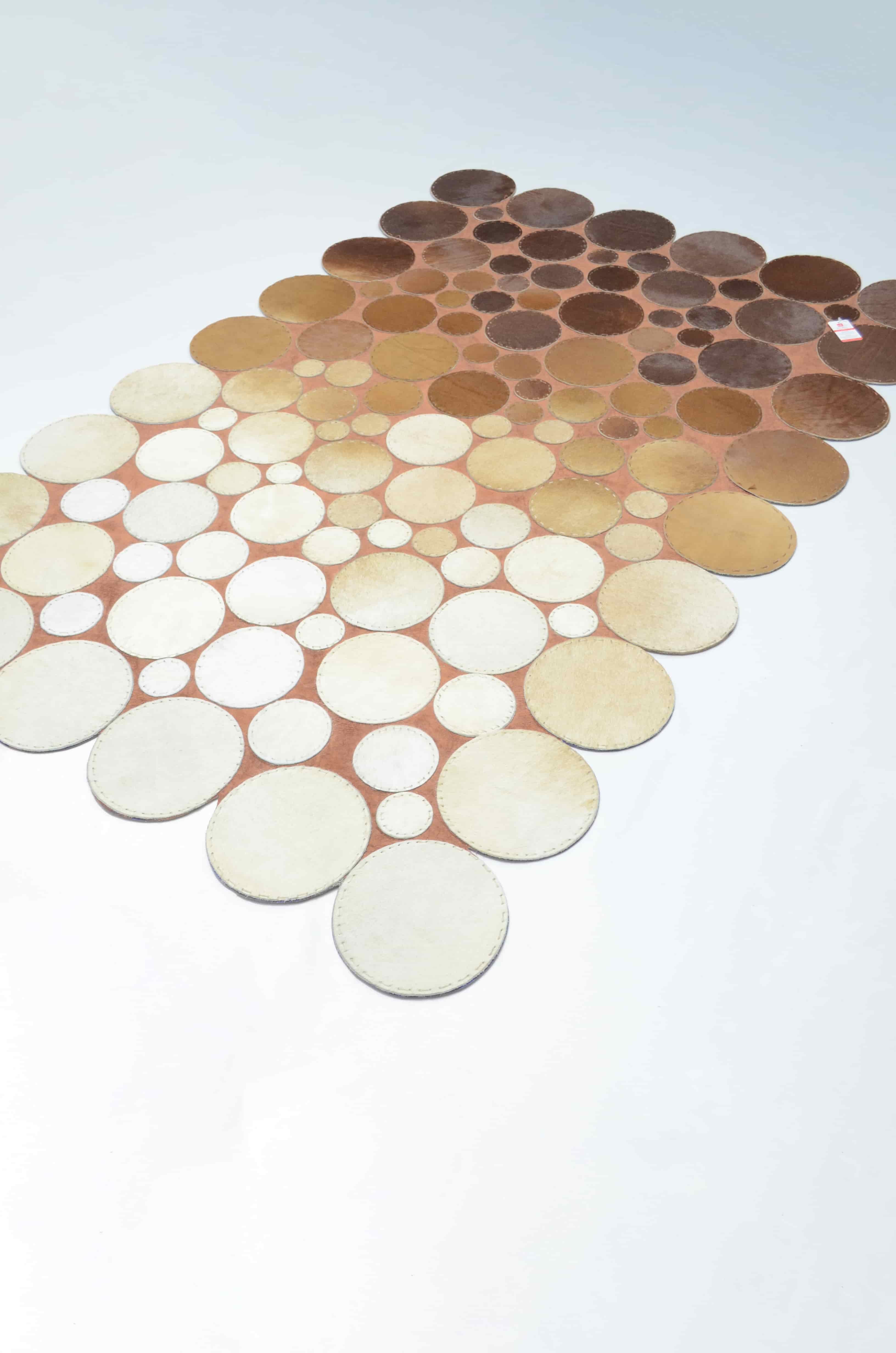 Krem ve Kahverengi Ombre Geçişli Deri Patchwork Halı 120x180 cm (2,16 m²)