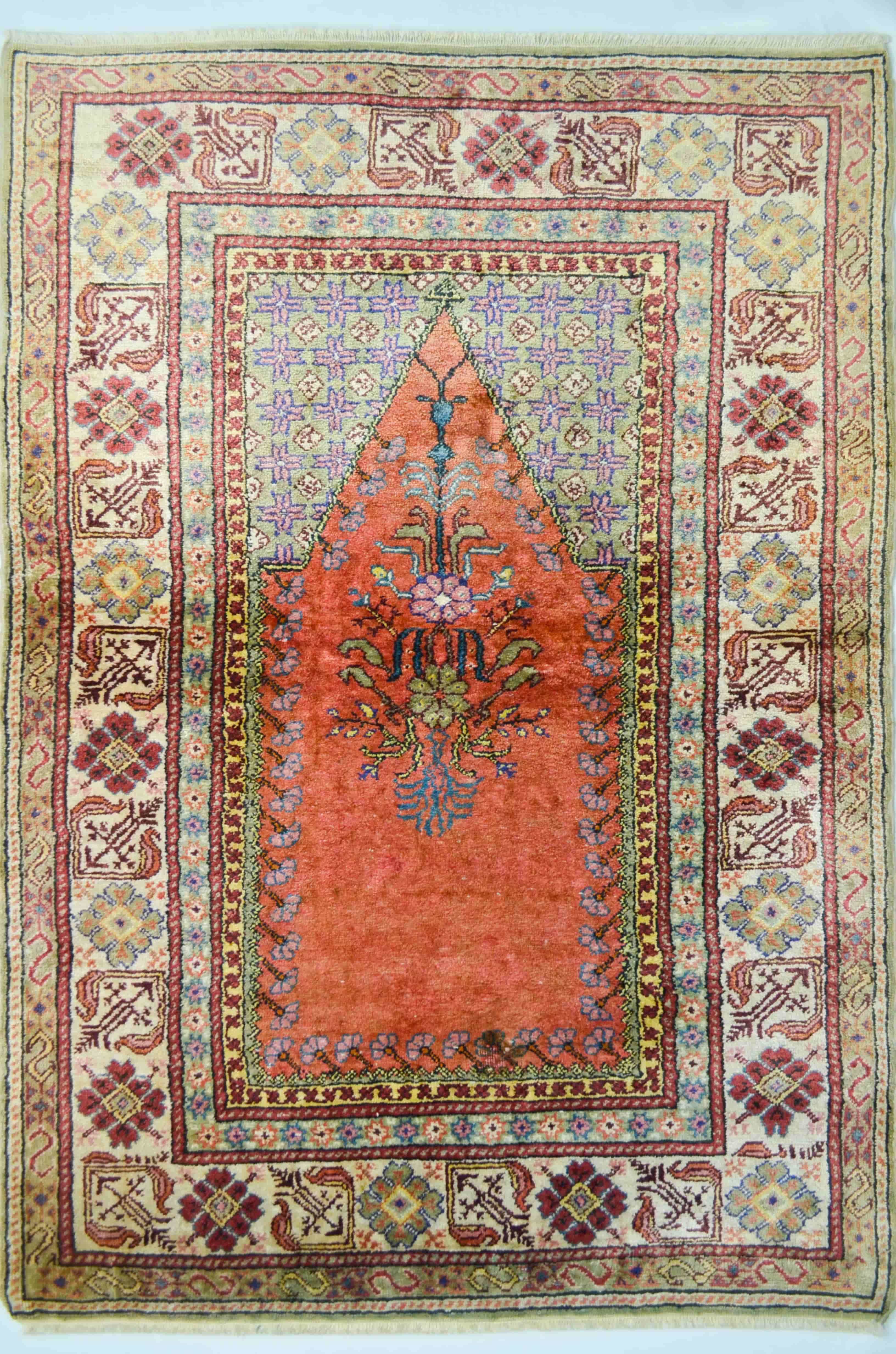 El Dokuma Çiçek Desenli Namazlık Viskon Halı (93x130 cm, 1.2 m²)