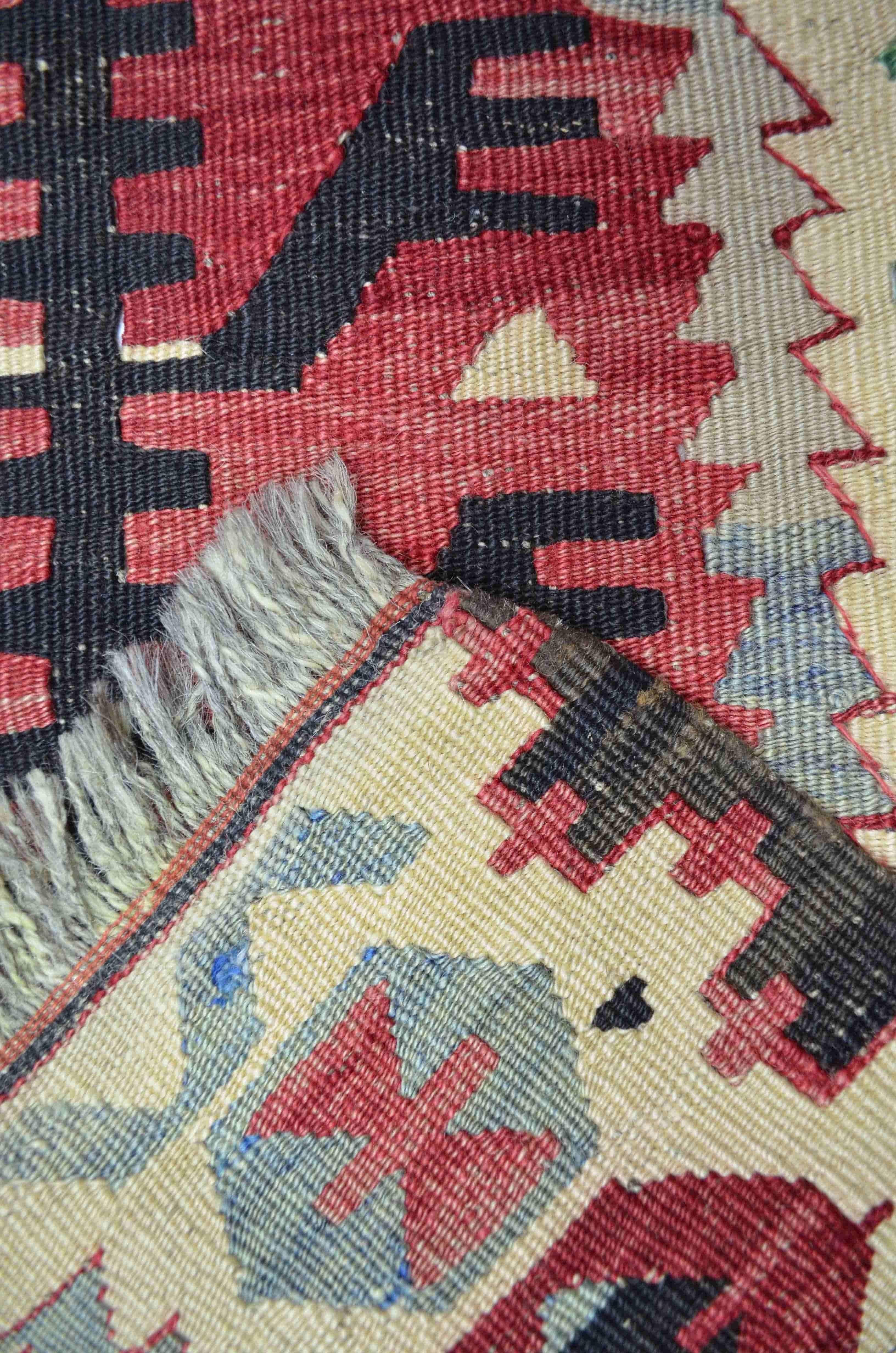 Uşak El Dokuma Hayat Ağacı Desenli Kırmızı ve Yeşil Renk Yün Kilim 71x93 cm (0,66 m²)
