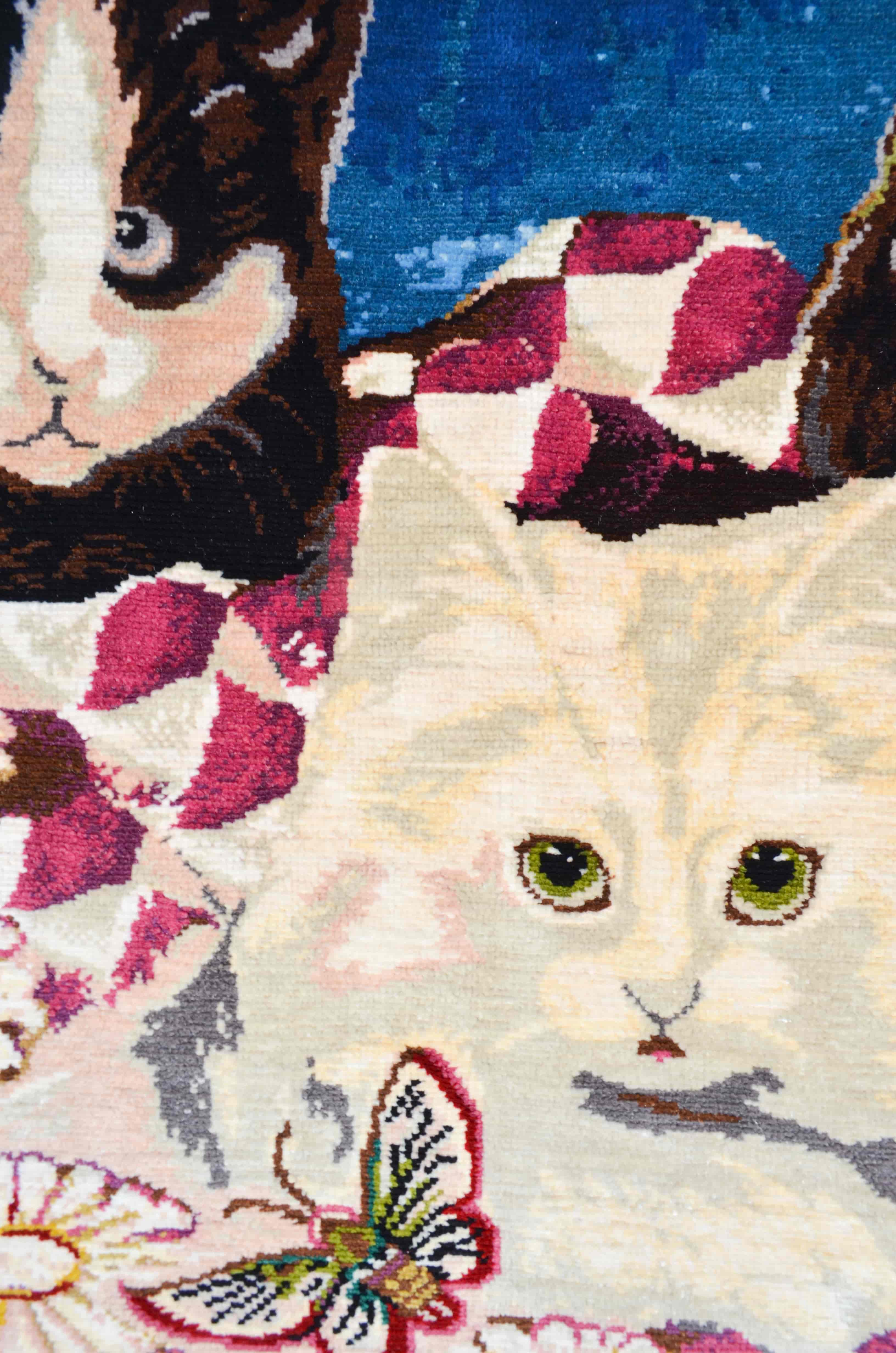 Kedi ve Köpek Motifli Saf İpek El Dokuma Duvar Halısı (60x60 cm)