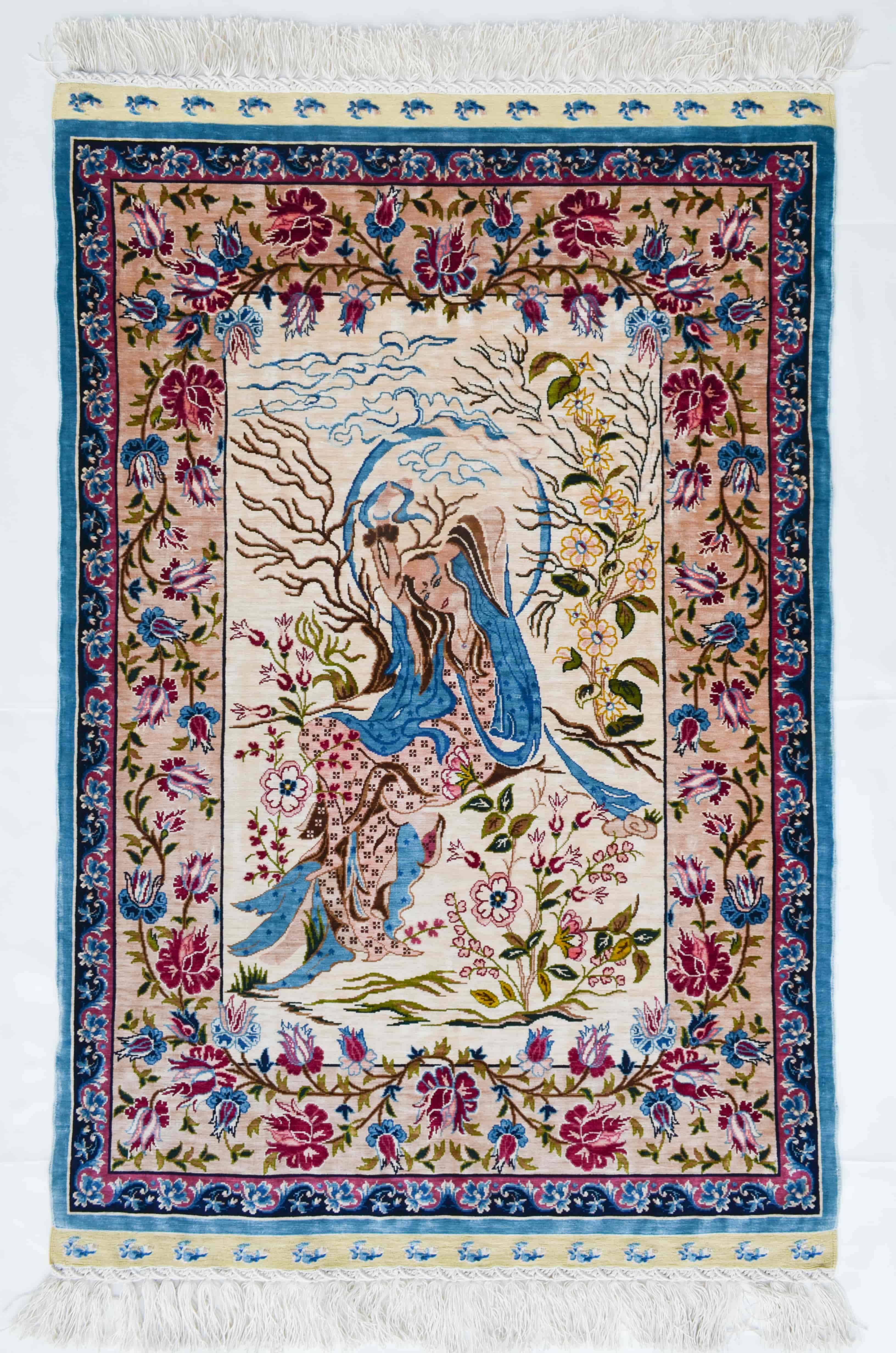 Dans Eden Kız Motifli Saf İpek El Dokuma Duvar Halısı (60x90 cm)