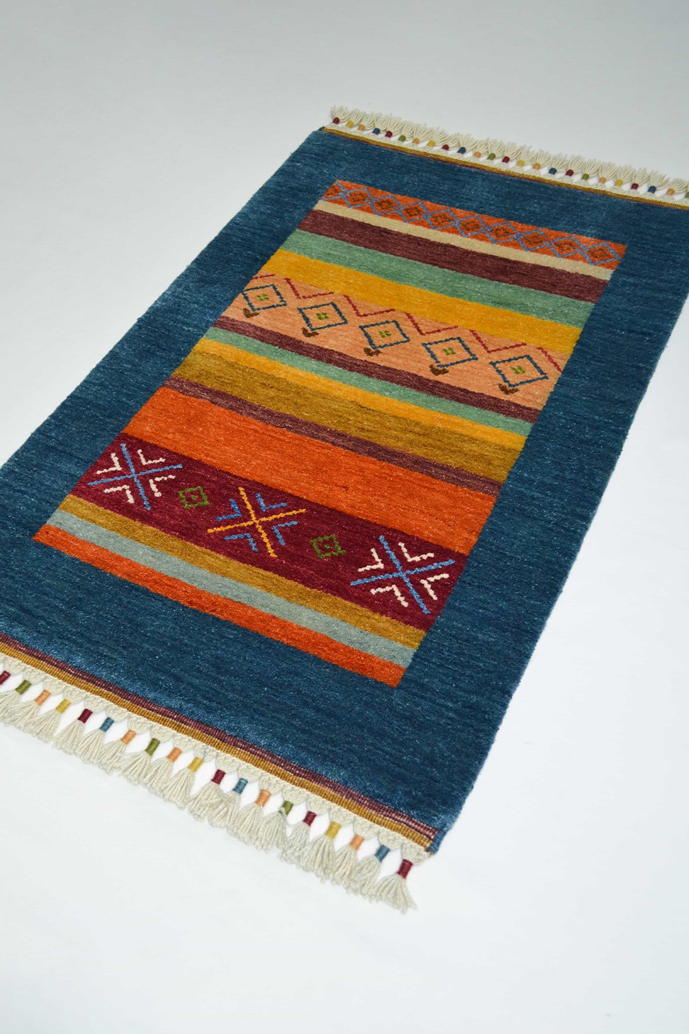 El Dokuma Koyu Mavi Renk Yün Tribal Halı 122x180 cm